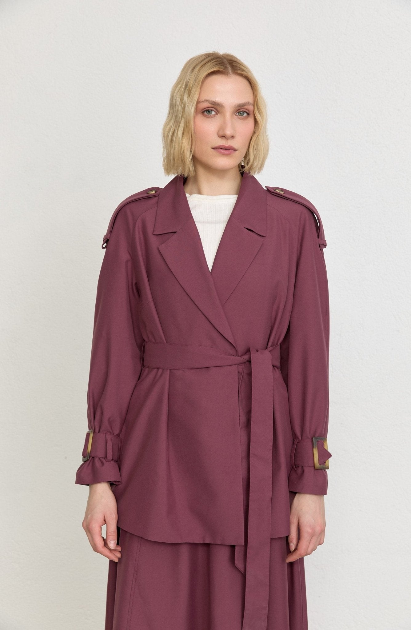 Kuşaklı Kol Apoletli Mürdüm Midi Trenç Ceket - Fatma Atasoy