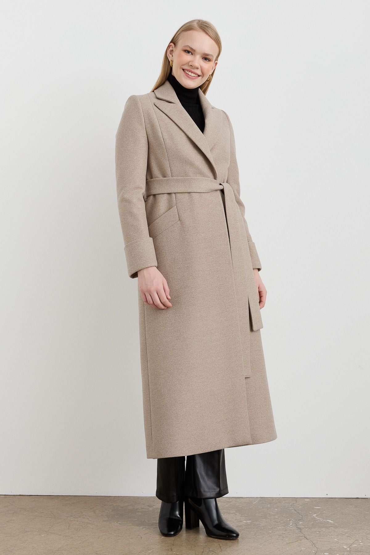 Kuşaklı Maksi Kaban Taş - Fatma Atasoy