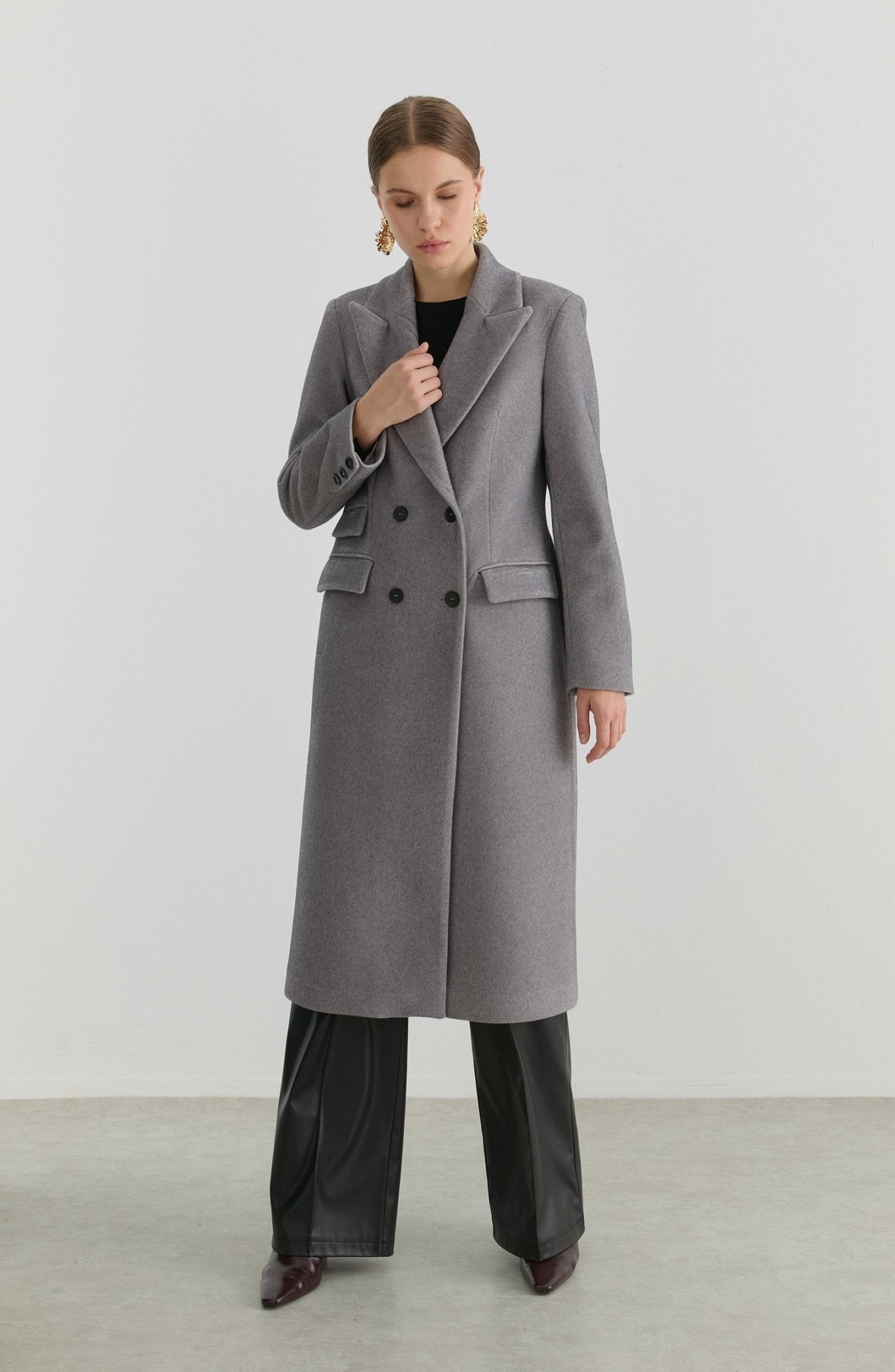 Maksi Tay Tüyü Gri Ceket Kaban - Fatma Atasoy