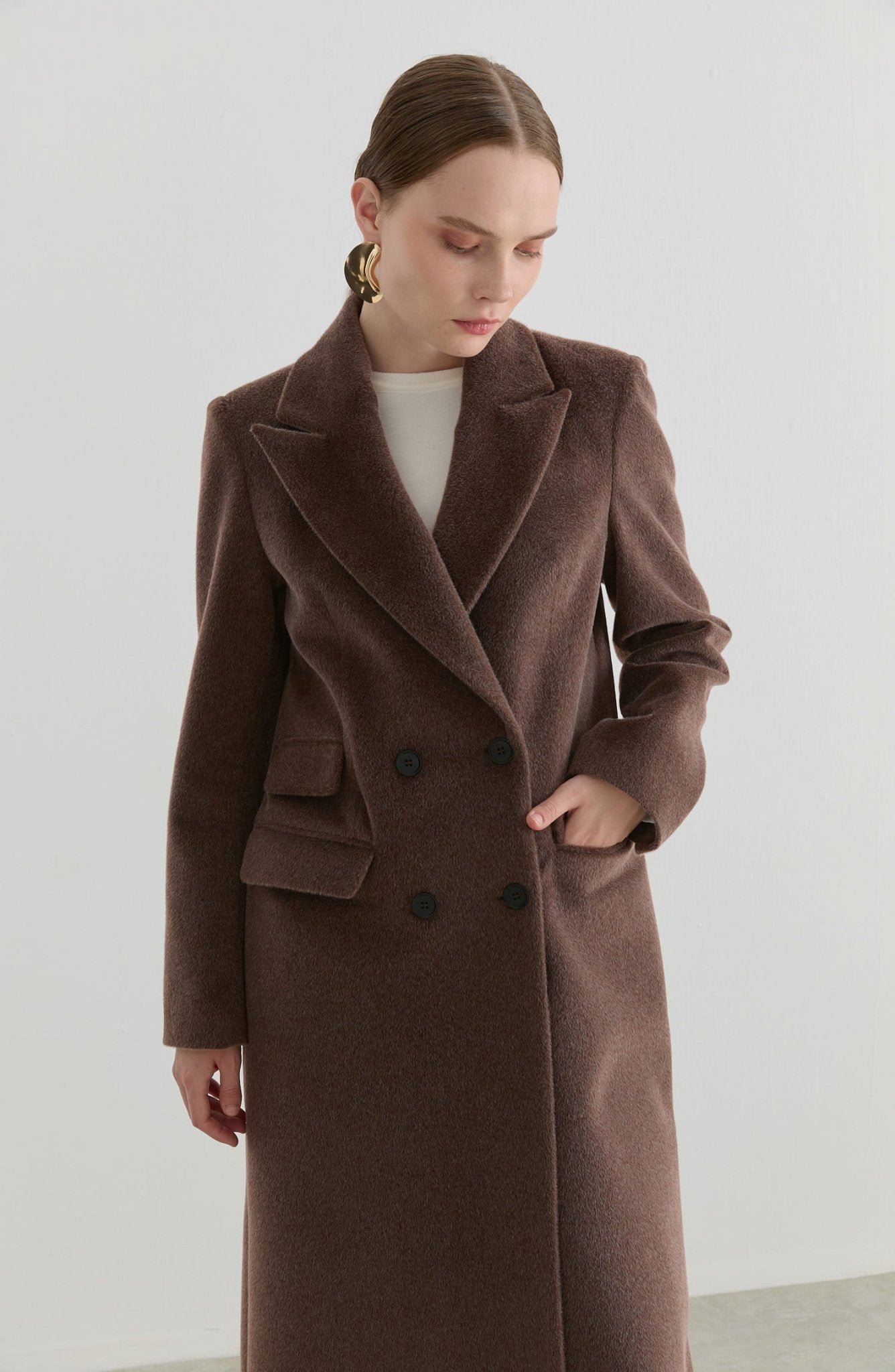 Maksi Tay Tüyü Kahverengi Ceket Kaban - Fatma Atasoy