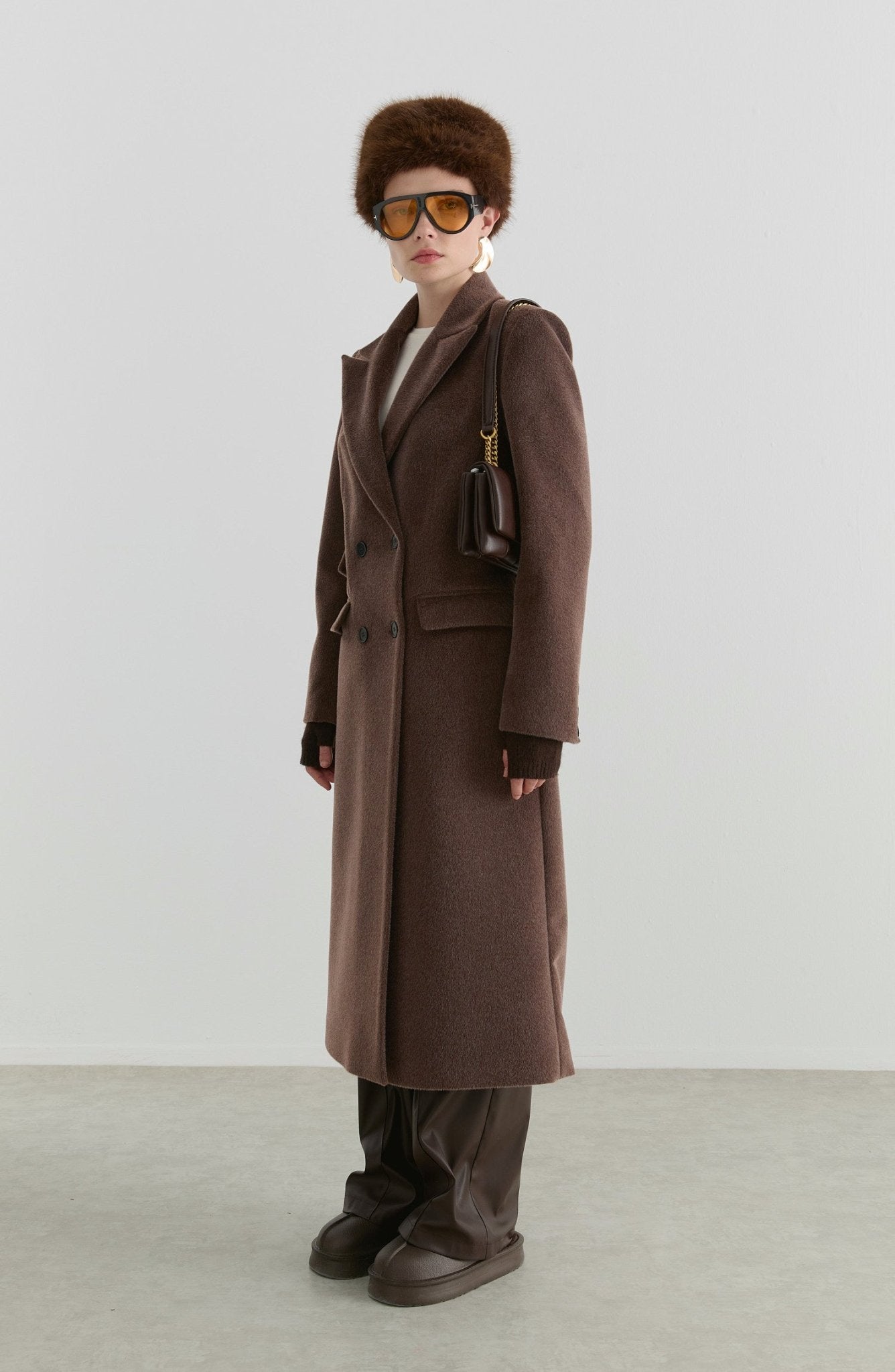 Maksi Tay Tüyü Kahverengi Ceket Kaban - Fatma Atasoy