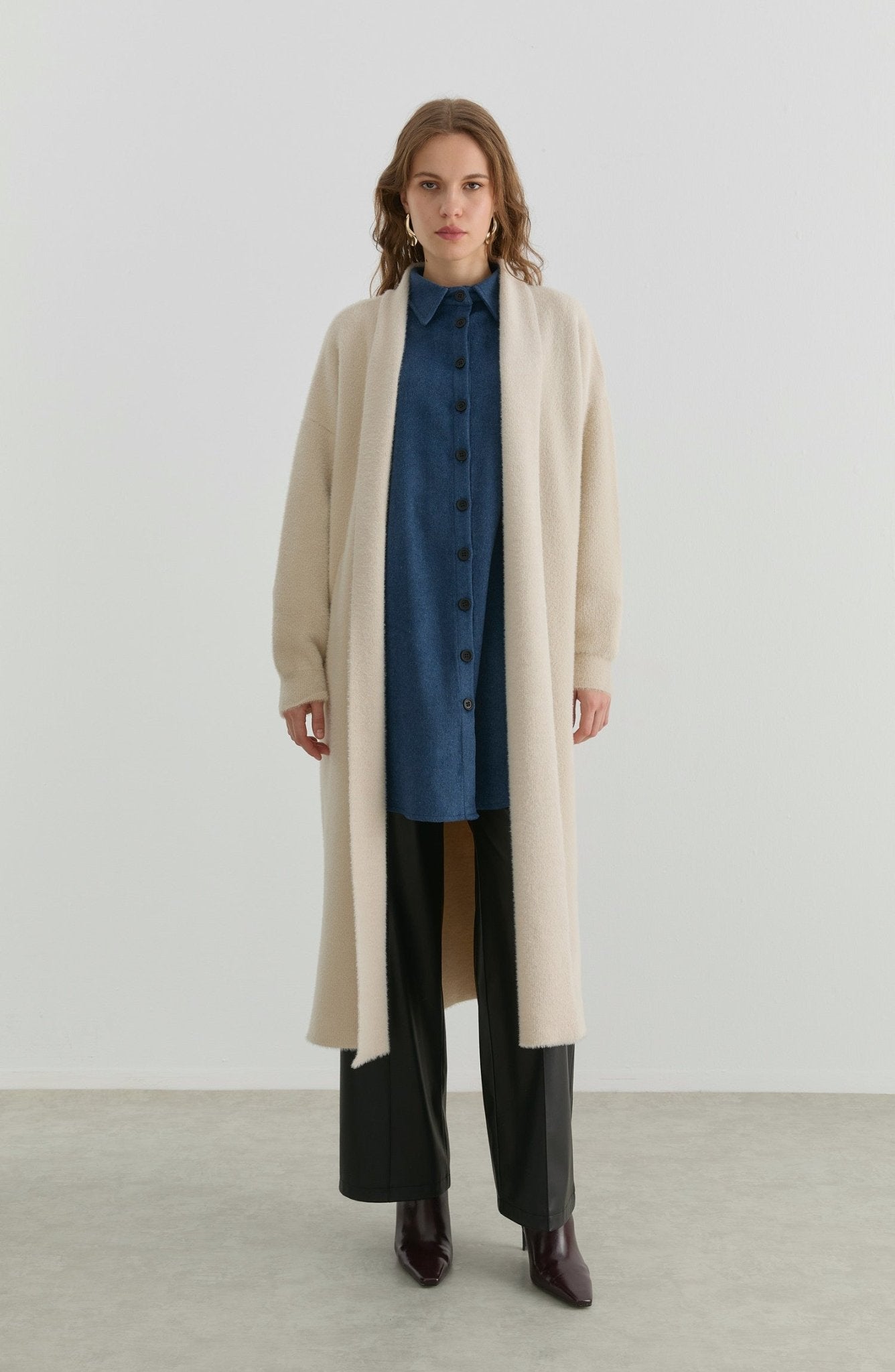 Maksi Yumoş Taş Triko Hırka - Fatma Atasoy