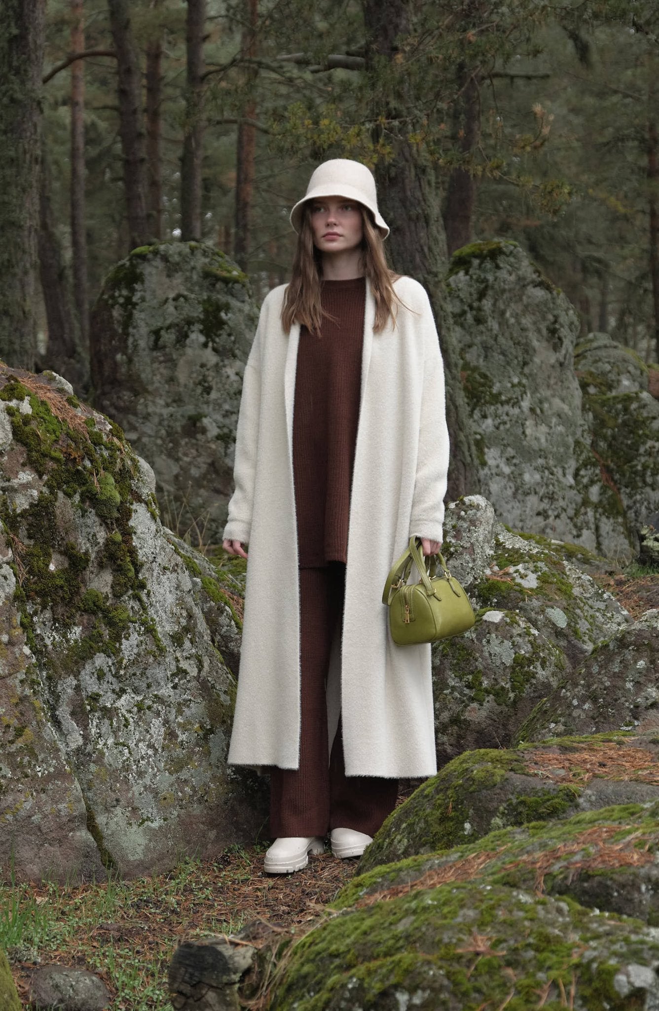 Maksi Yumoş Taş Triko Hırka - Fatma Atasoy