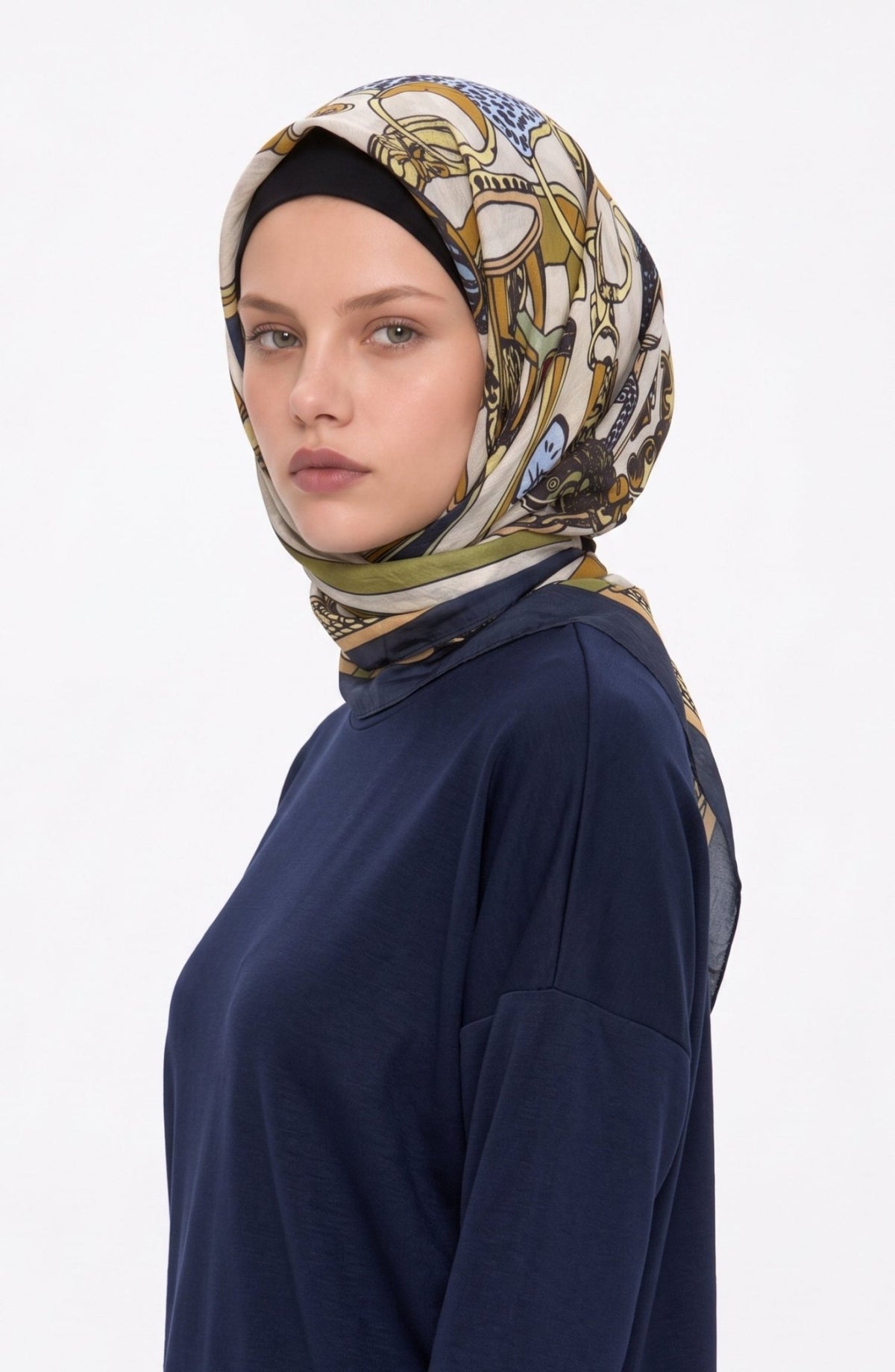 Mirasya Desenli Bej Eşarp - Fatma Atasoy