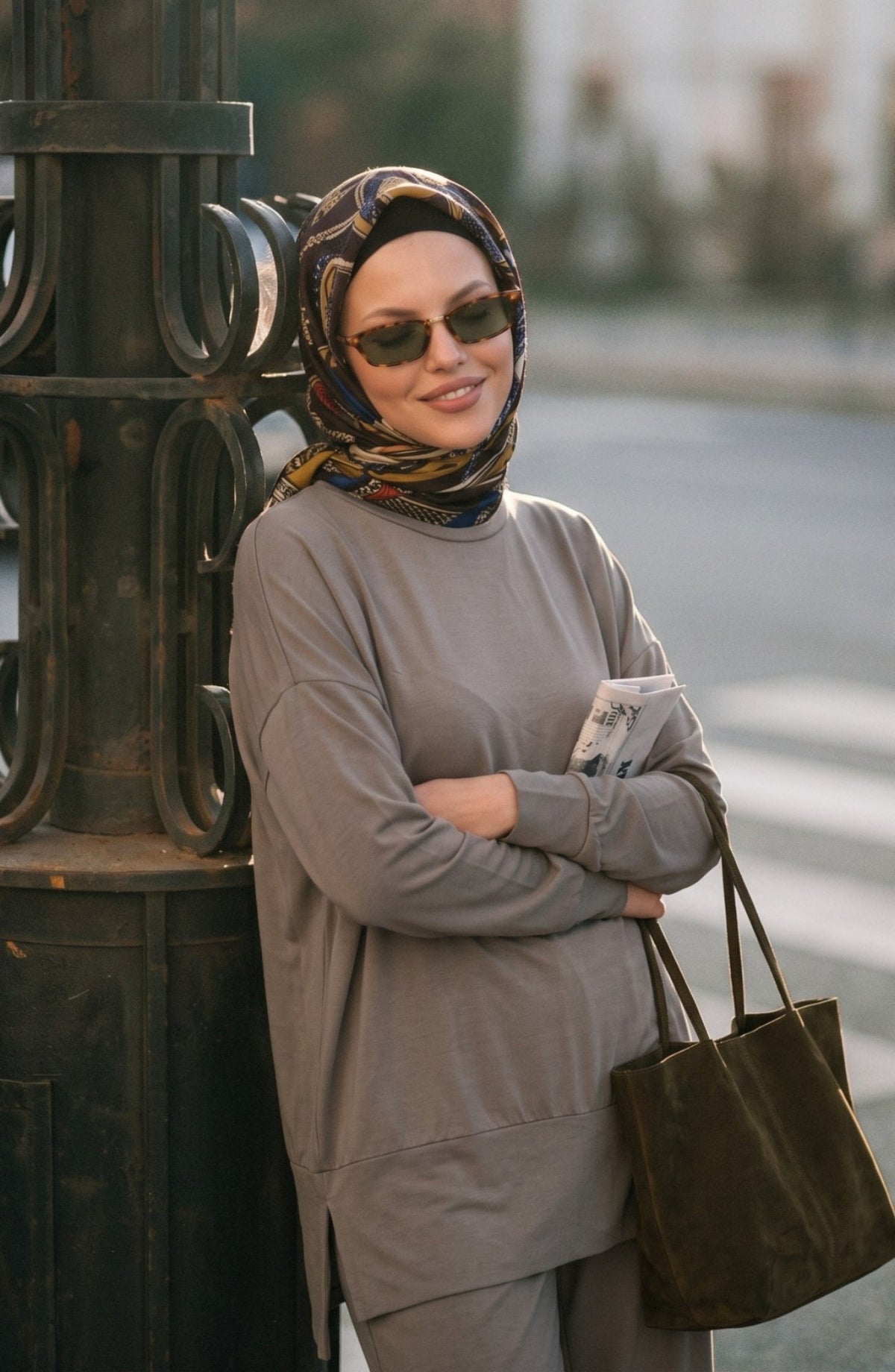 Mirasya Desenli Kahverengi Eşarp - Fatma Atasoy