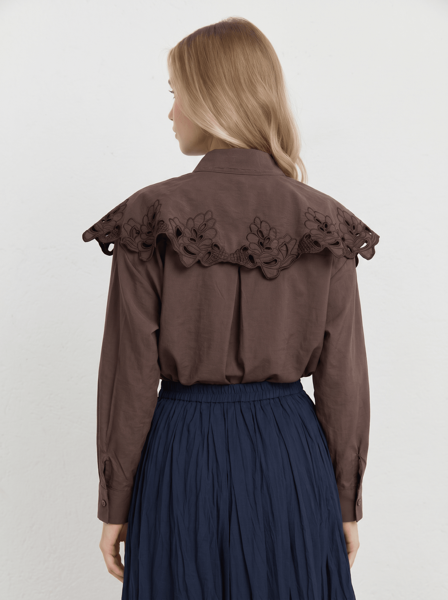 Nakışlı Pelerinli Acı Kahve Soft Touch Modal Gömlek - Fatma Atasoy