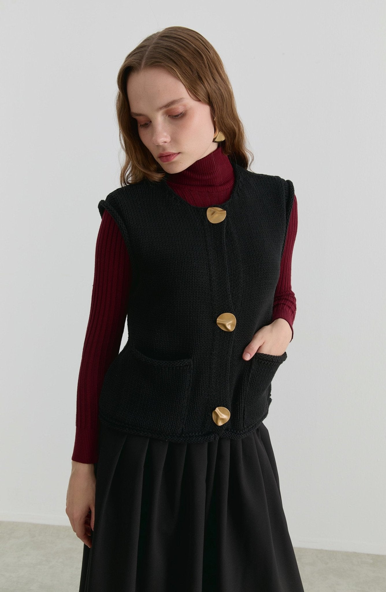 Örgü Siyah Kısa Triko Yelek - Fatma Atasoy