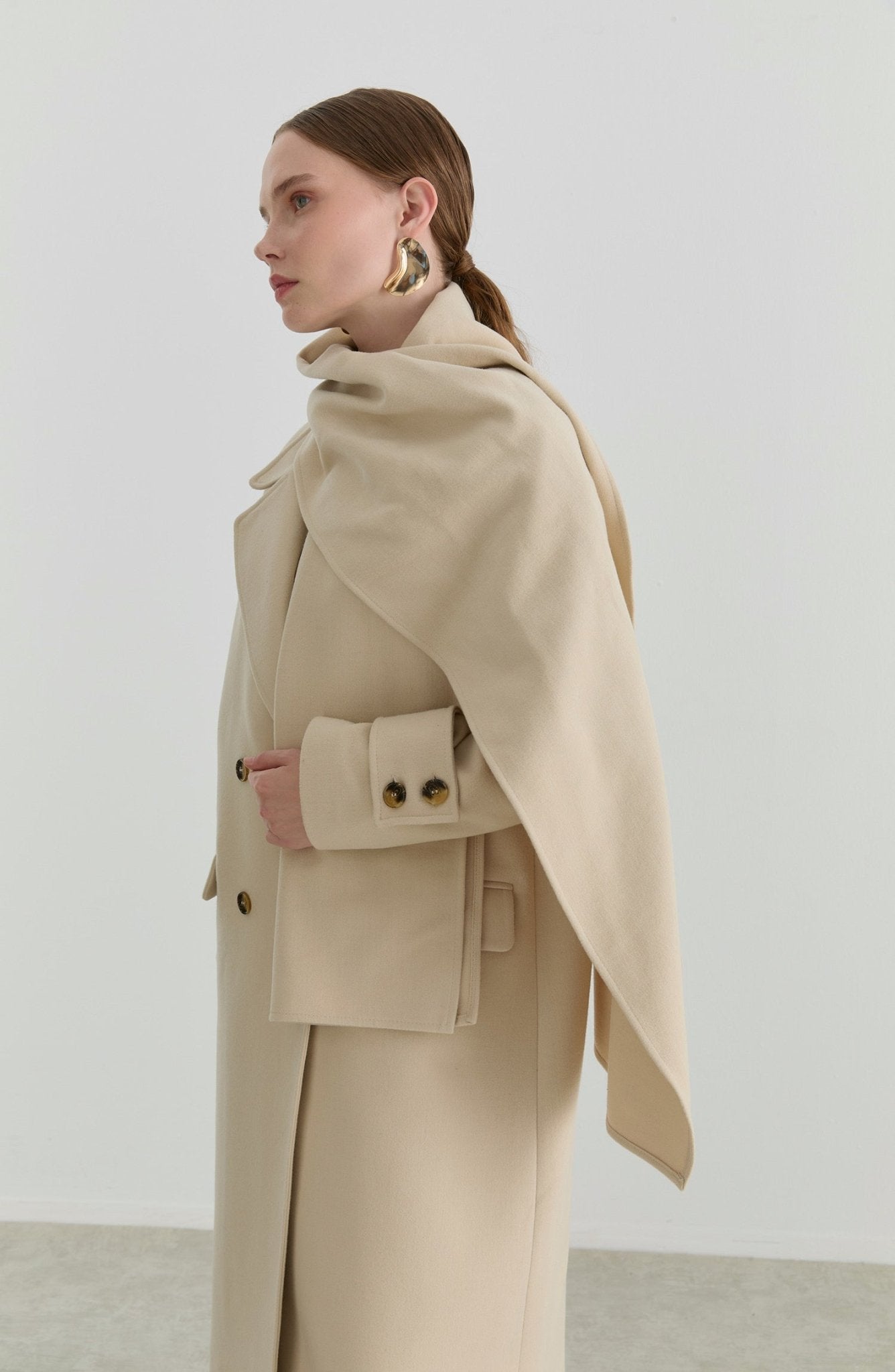 Oversize Atkılı Bej Kaşmir Kaban - Fatma Atasoy