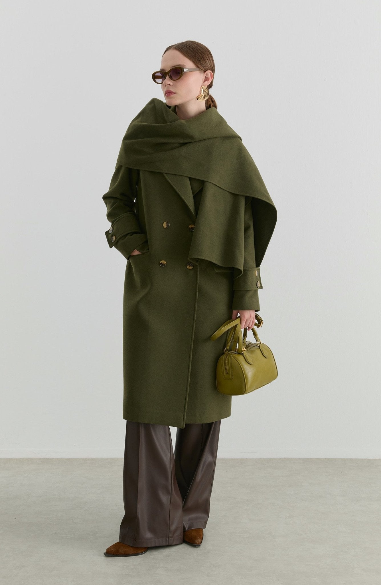 Oversize Atkılı Haki Kaşmir Kaban - Fatma Atasoy