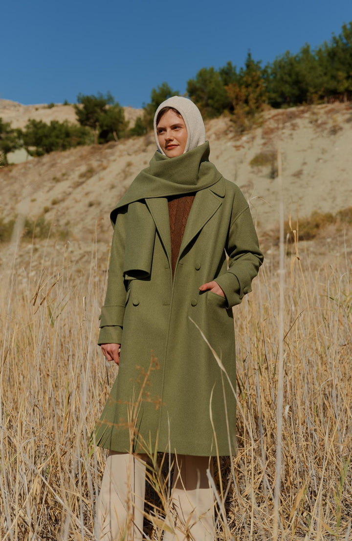 Oversize Atkılı Soft Haki Kaban - Fatma Atasoy
