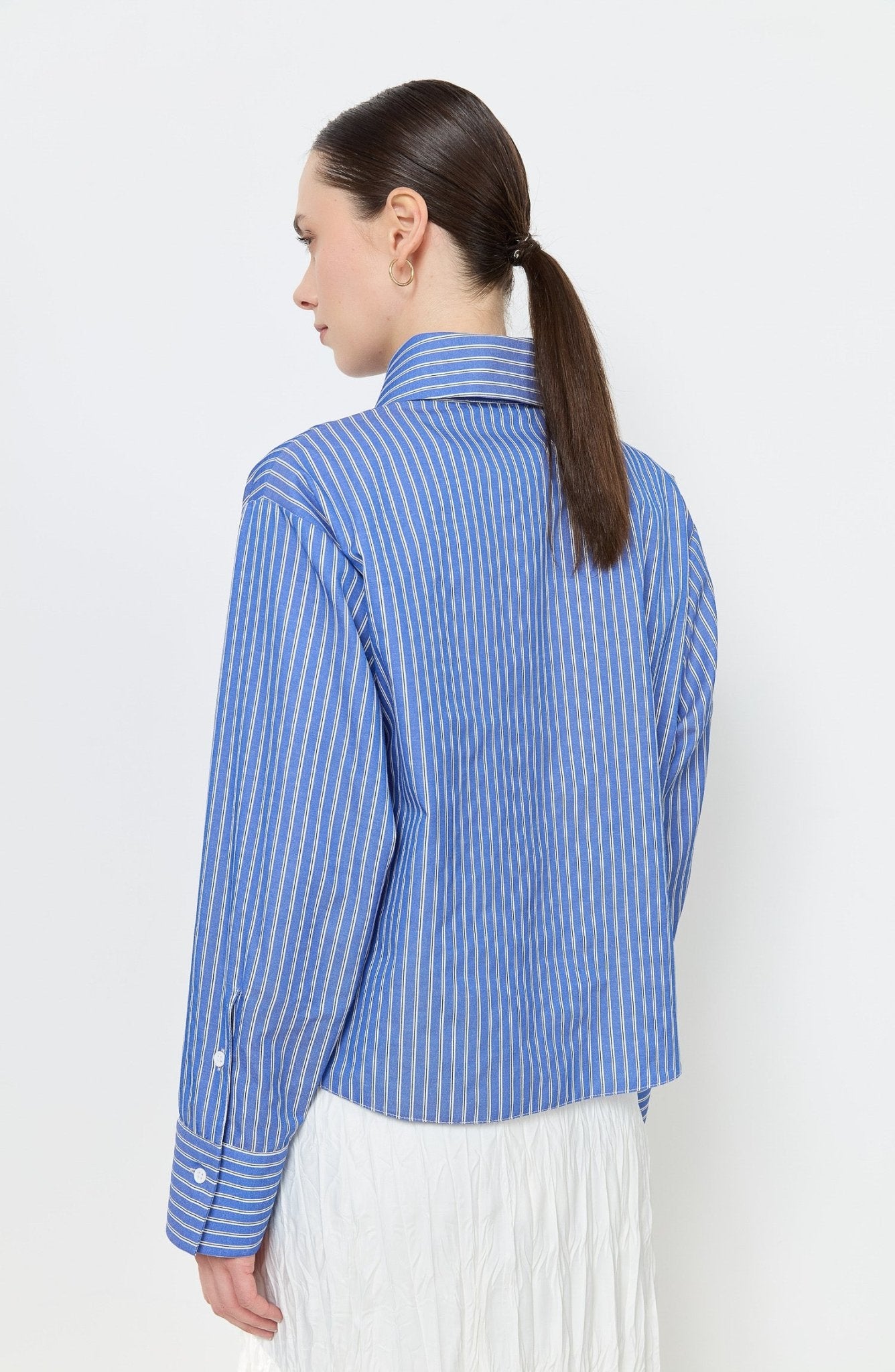 Oversize Çizgili Mavi Crop Gömlek - Fatma Atasoy