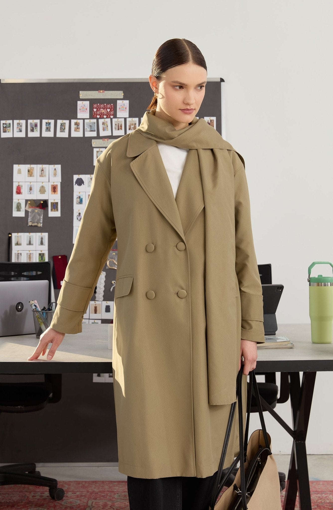 Oversize Haki Atkılı Trençkot - Fatma Atasoy