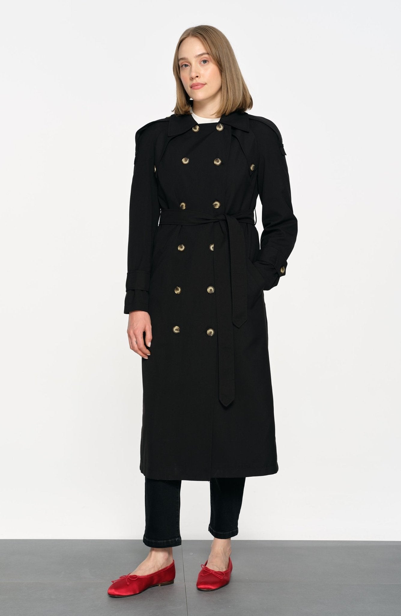 Oversize Siyah Trençkot - Fatma Atasoy