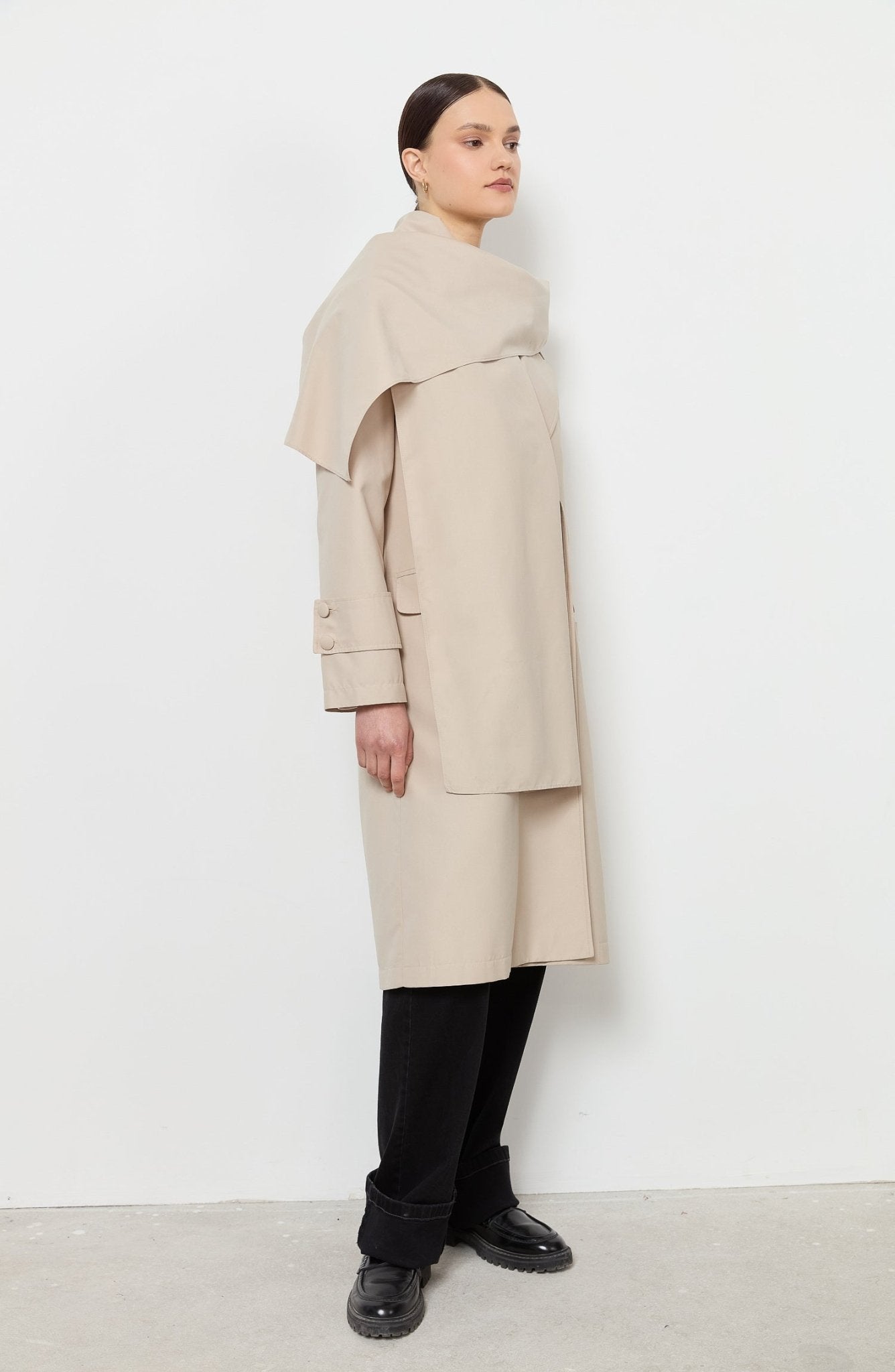 Oversize Taş Atkılı Trençkot - Fatma Atasoy