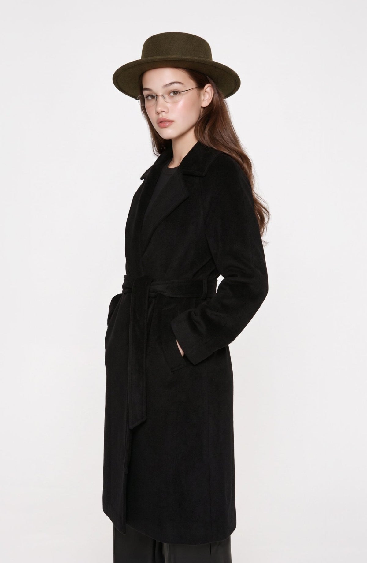 Oversize Tay Tüyü Siyah Basic Kaban - Fatma Atasoy