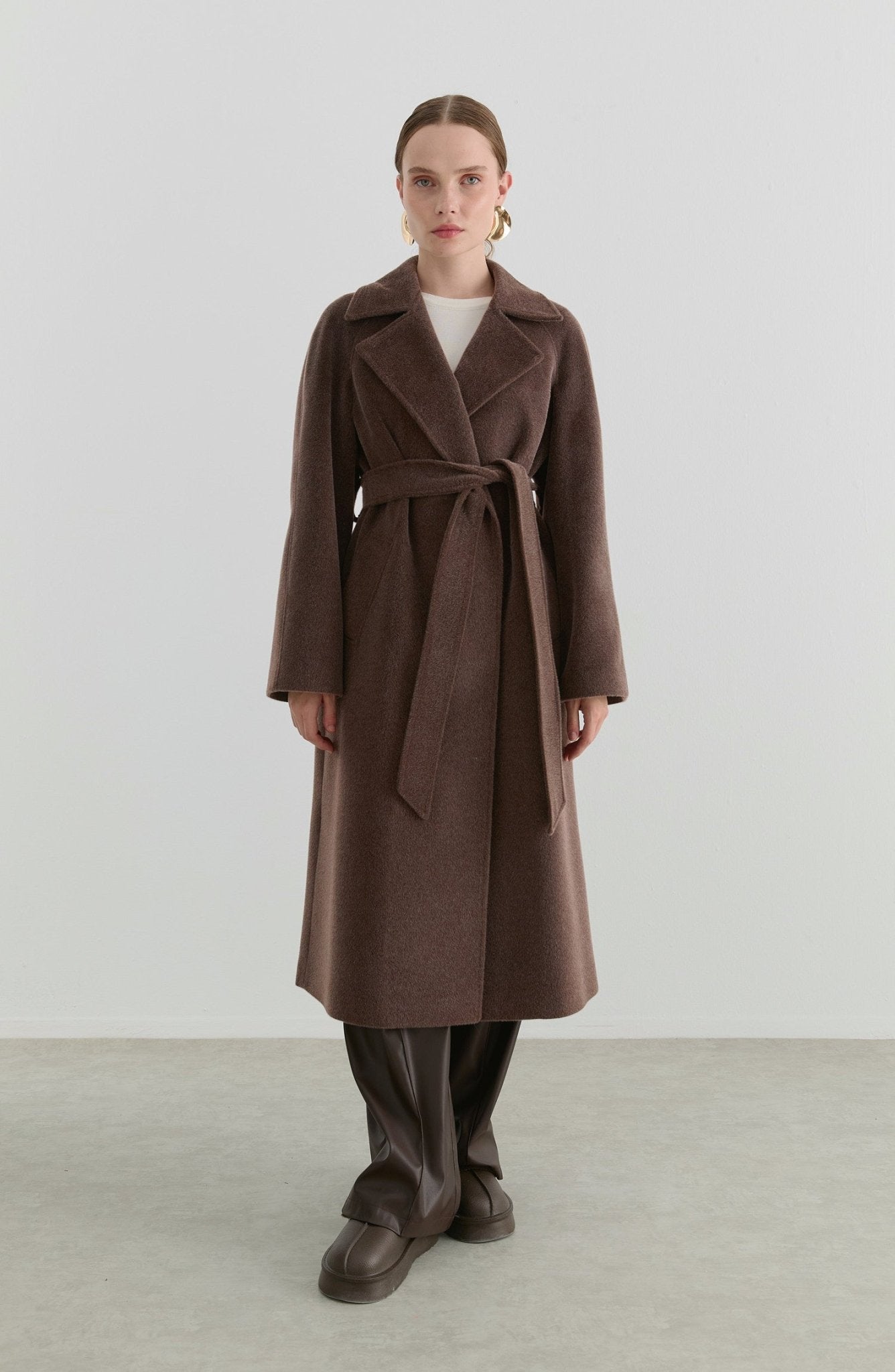 Oversize Tay Tüyü Kahverengi Basic Kaban - Fatma Atasoy