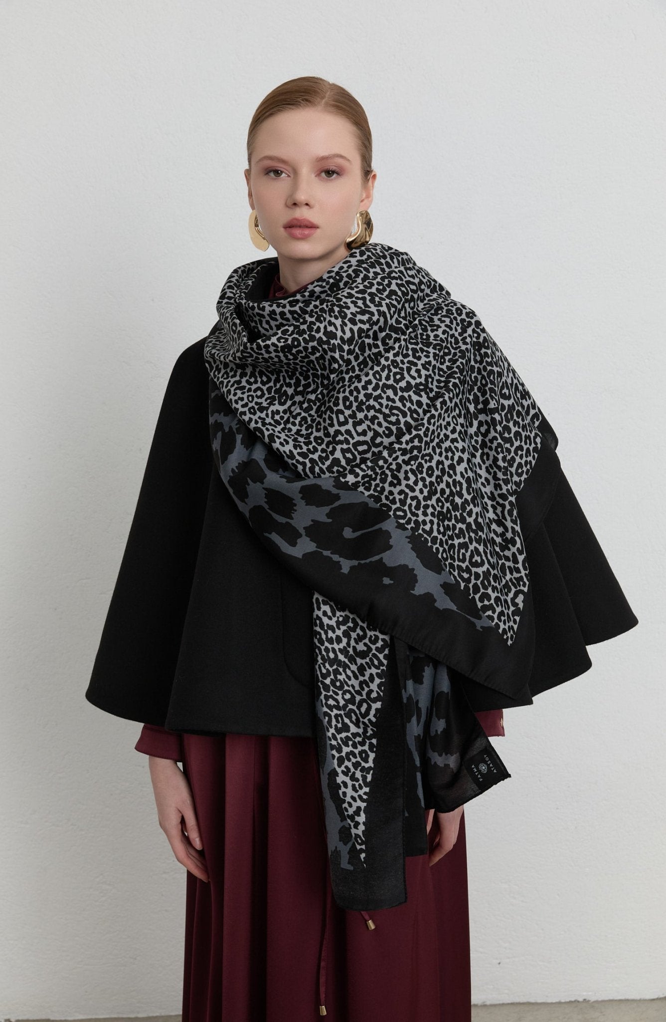 Patchwork Çift Leopar Desenli Siyah Şal - Fatma Atasoy