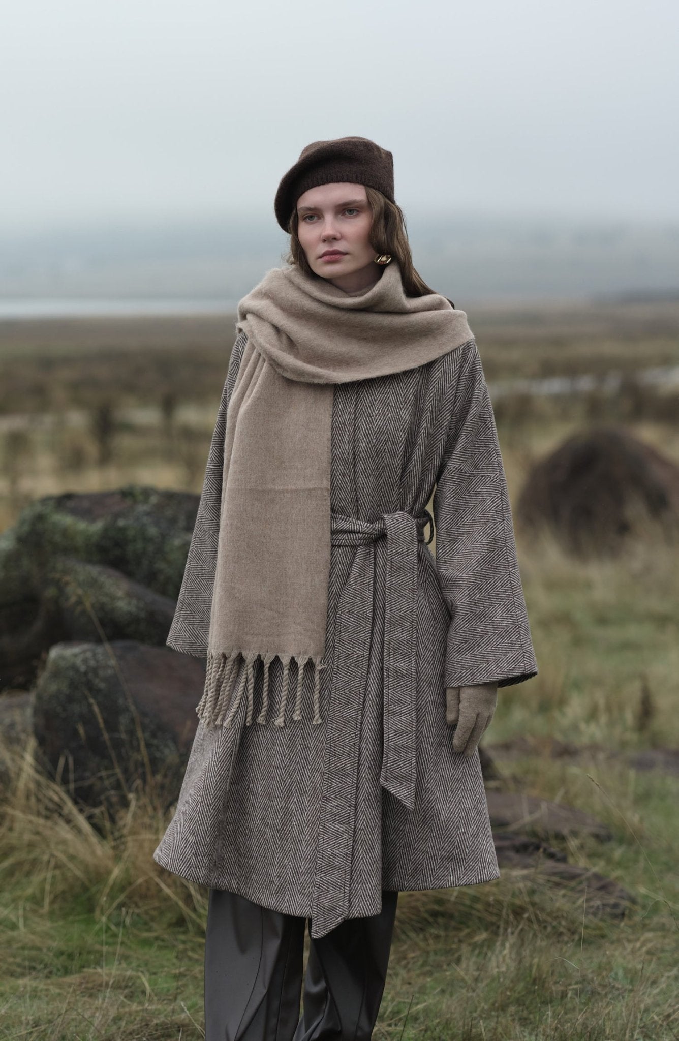 Pelerin Balıksırtı Sütlü Kahve Yün Kaban - Fatma Atasoy