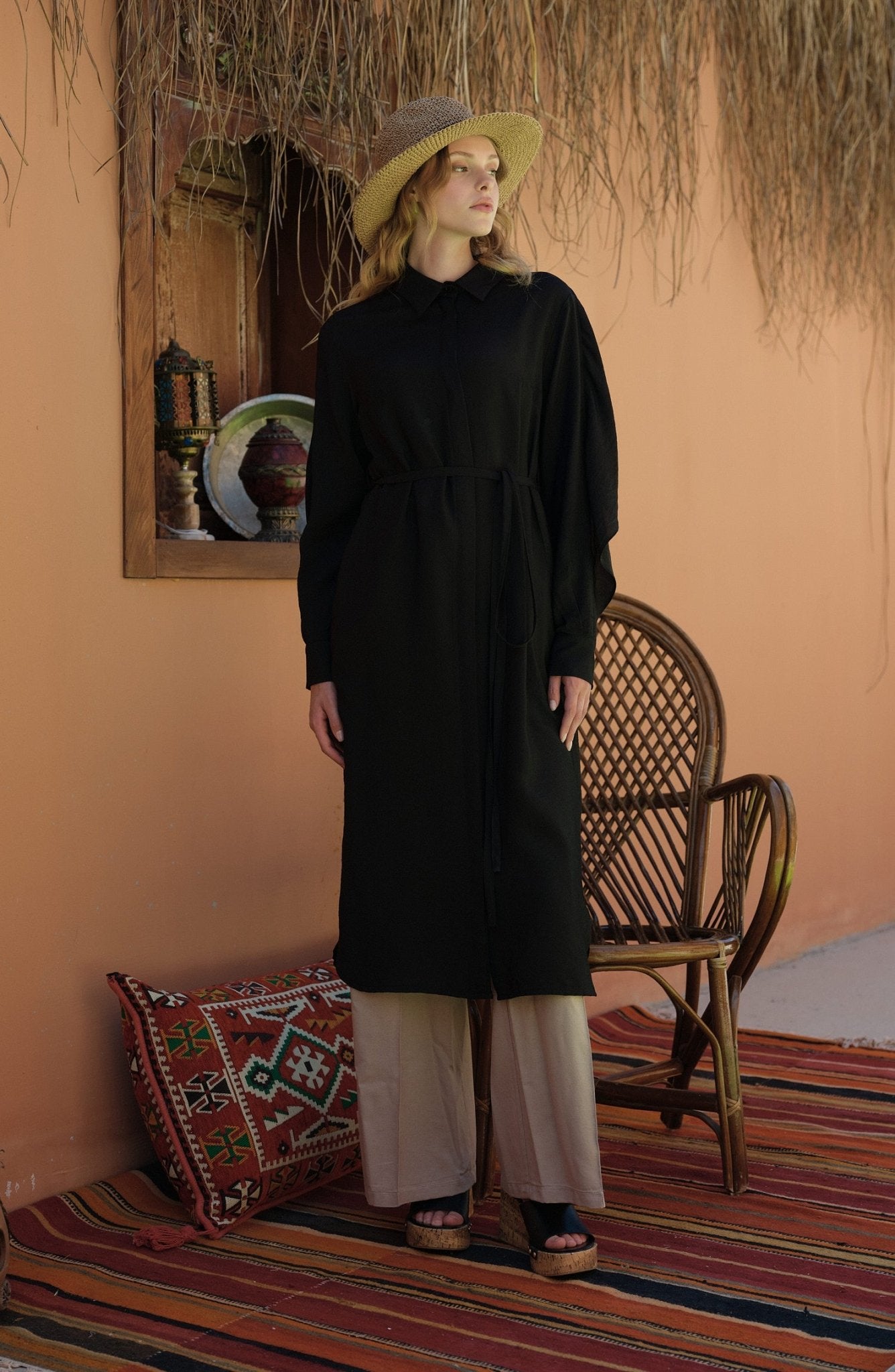 Pelerinli Maksi Siyah Tunik - Fatma Atasoy