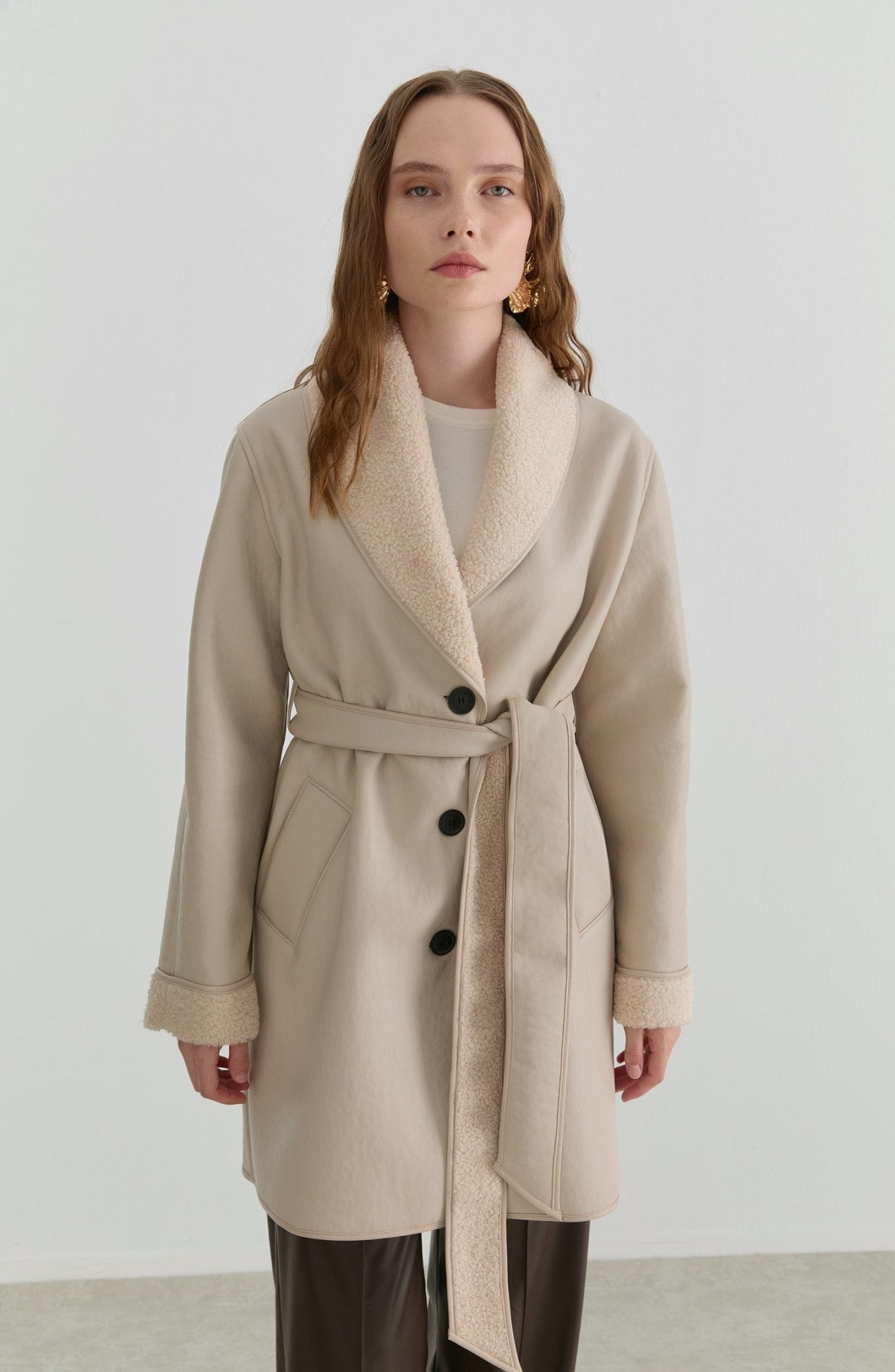 Peluş Detaylı Taş Suni Deri Kaban - Fatma Atasoy