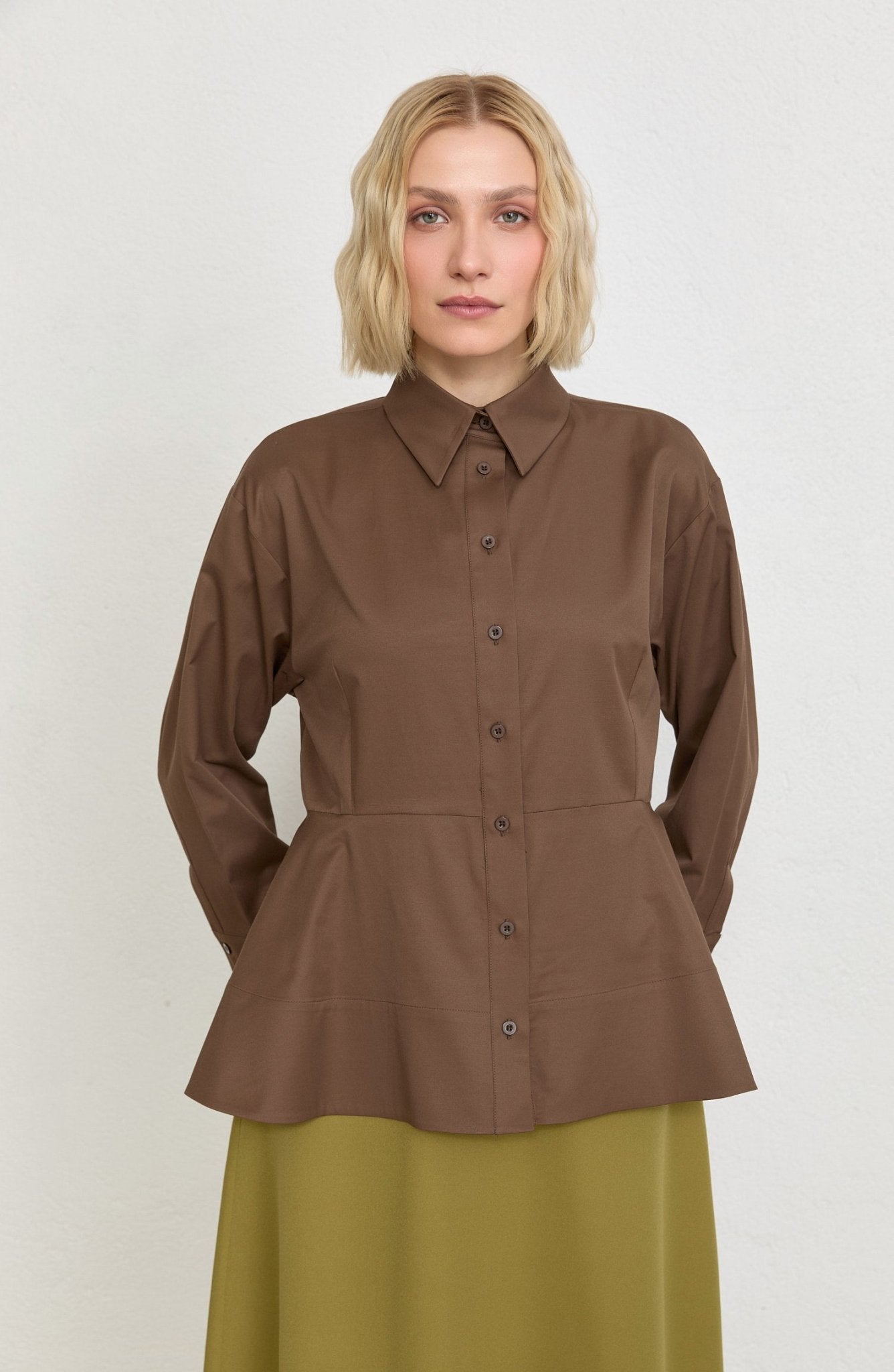 Peplumlu Kahverengi Pamuk Gömlek - Fatma Atasoy