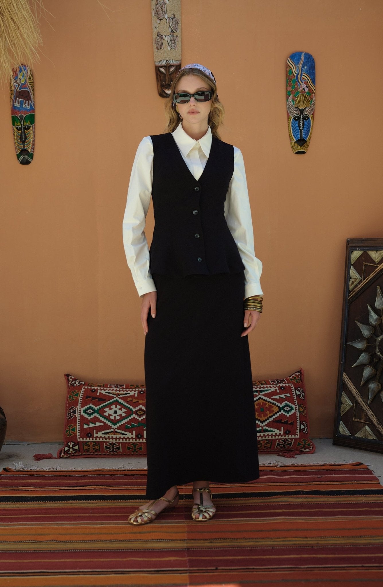 Peplumlu Keten Siyah Yelek Etek Takım - Fatma Atasoy