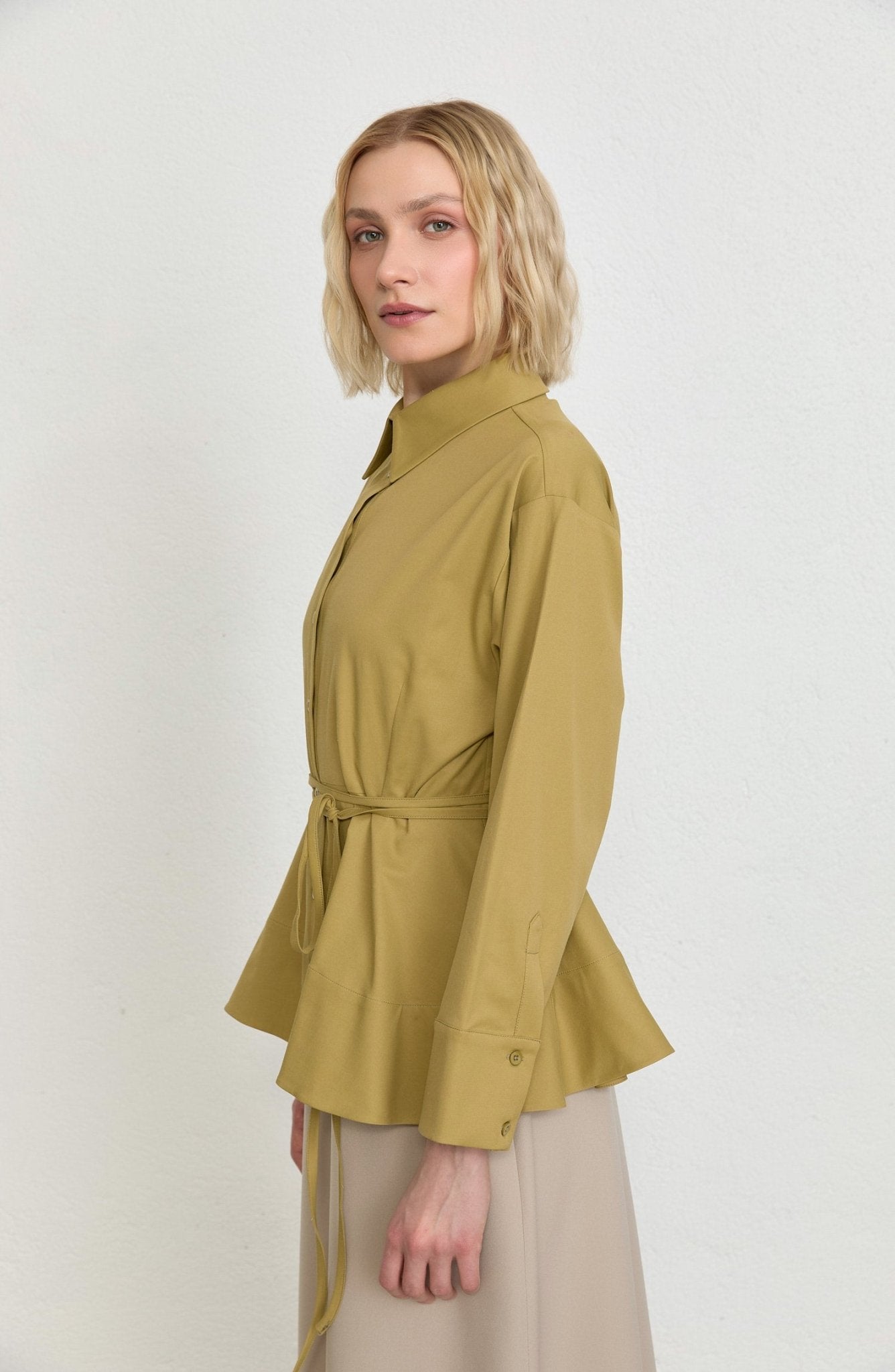 Peplumlu Yağ Yeşili Pamuk Gömlek - Fatma Atasoy