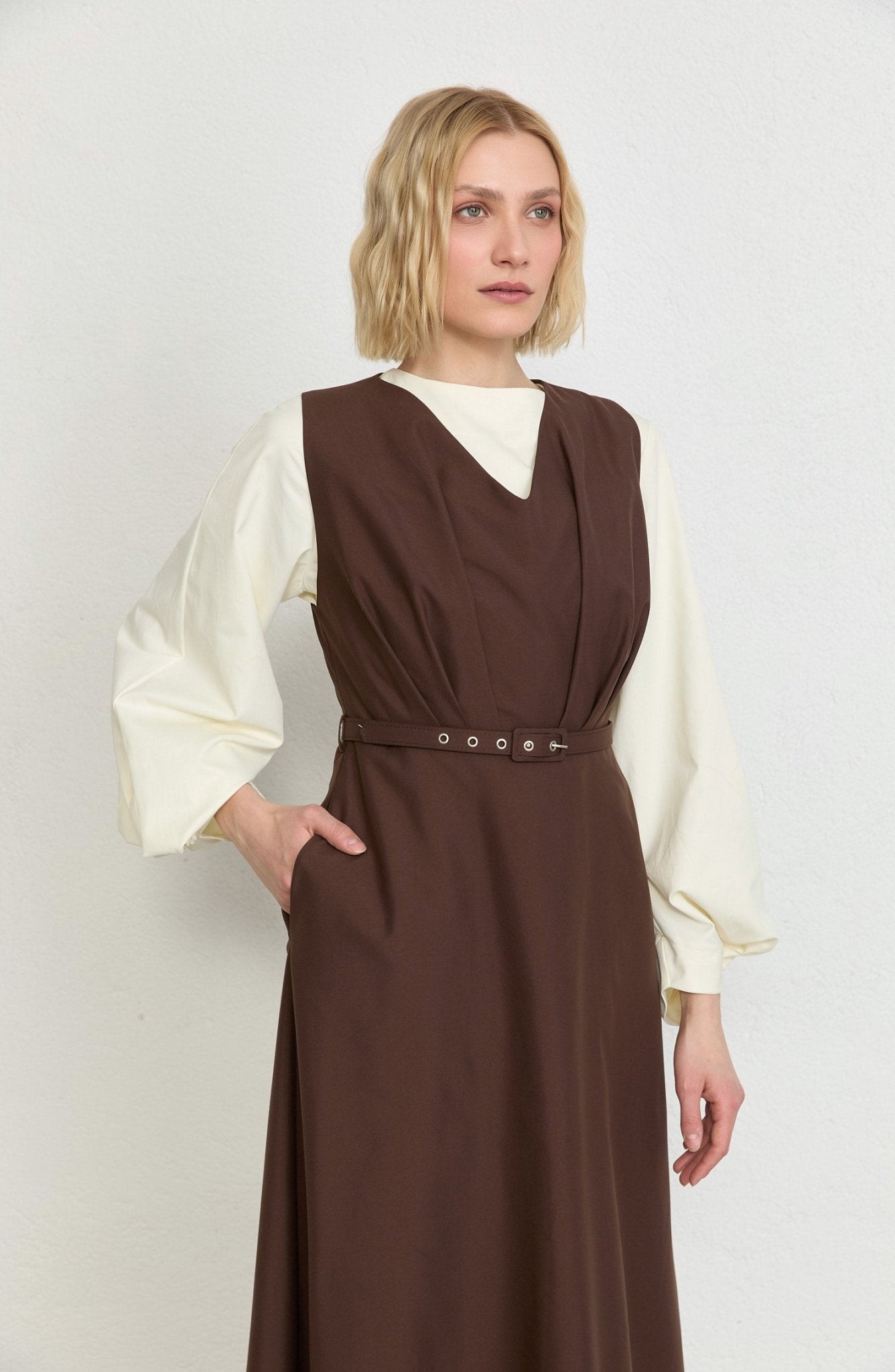 Pileli Kaplama Kemerli Acı Kahve Jile - Fatma Atasoy