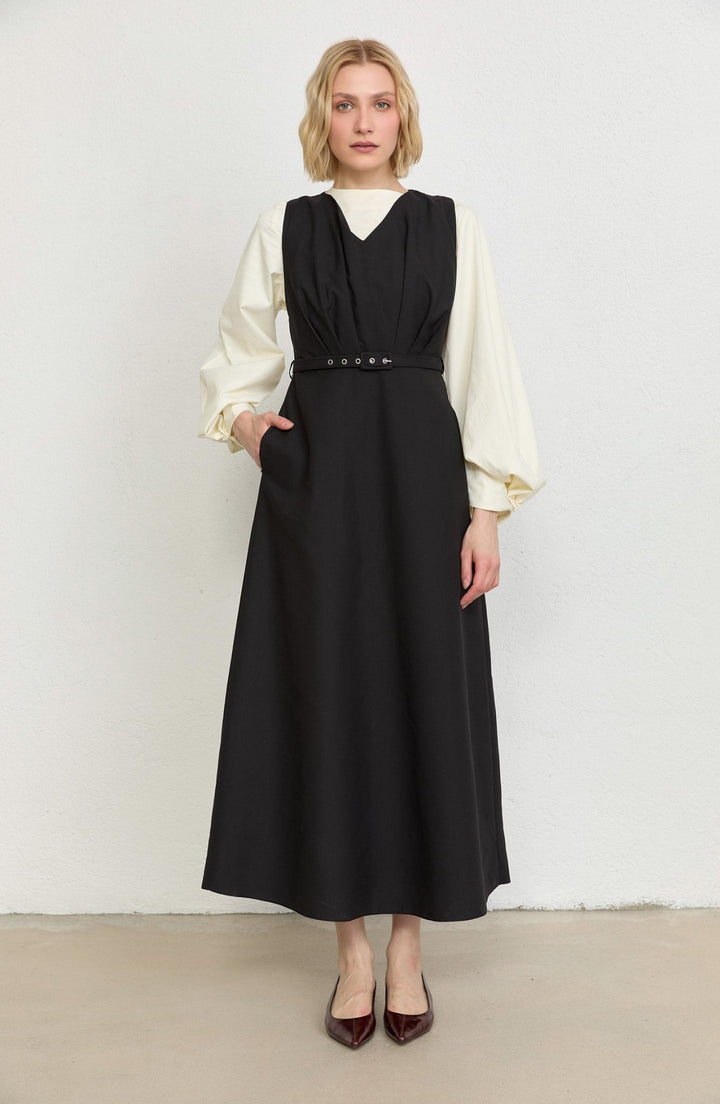 Pileli Kaplama Kemerli Siyah Jile - Fatma Atasoy