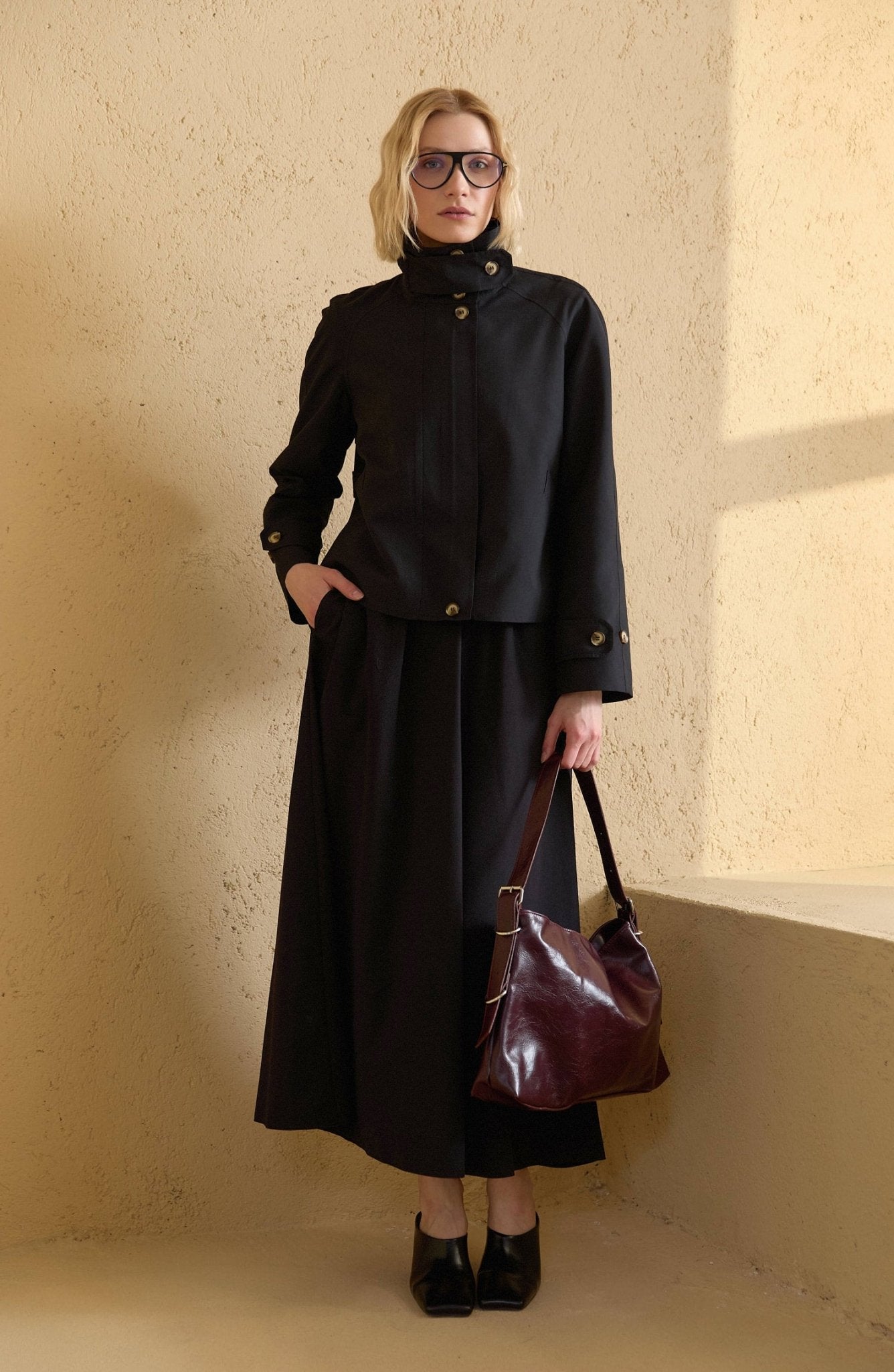 Pileli Siyah Trenç Etek - Fatma Atasoy