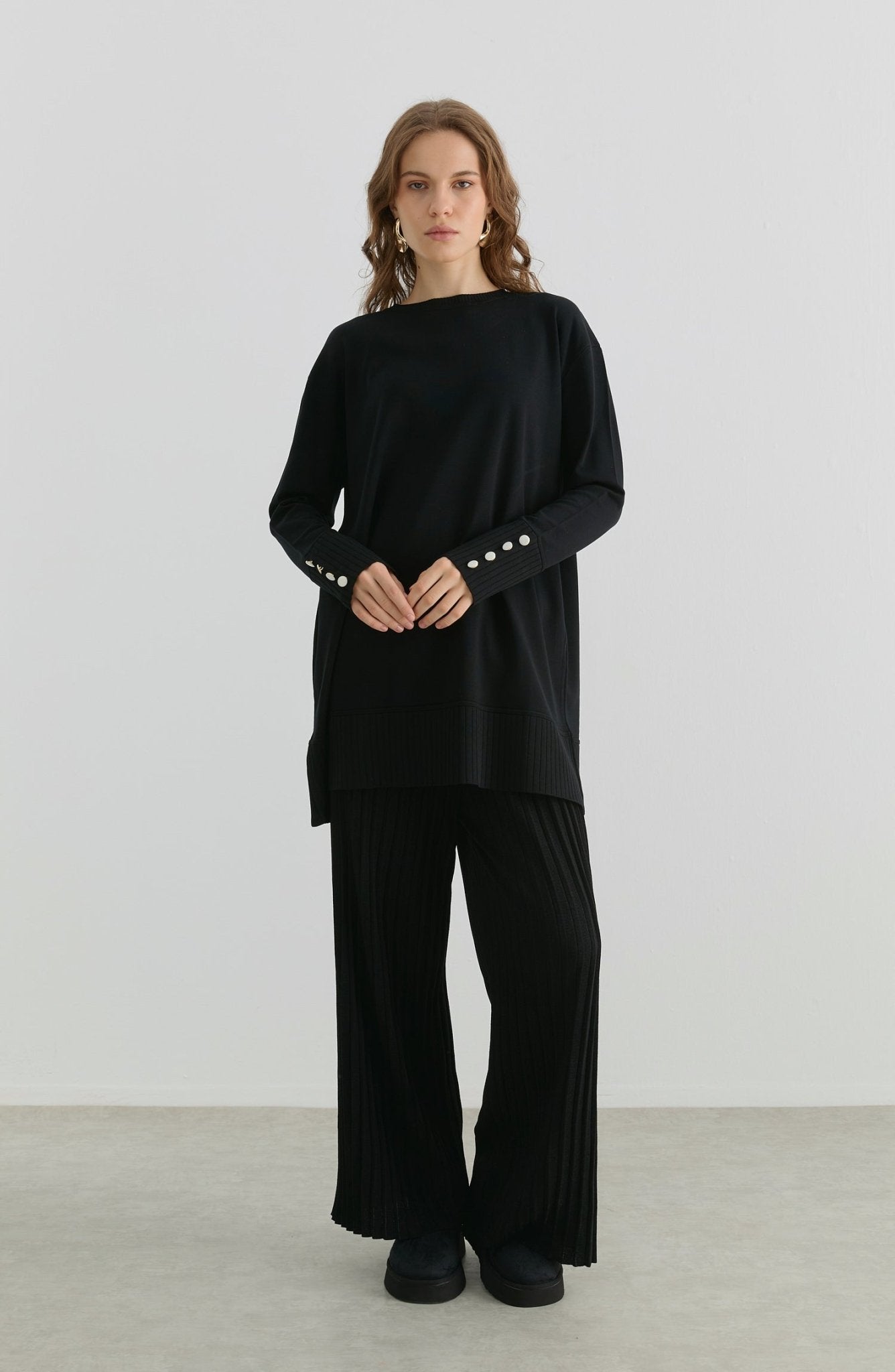 Piliseli Pantolonlu Siyah Merserize Triko İkili Takım - Fatma Atasoy