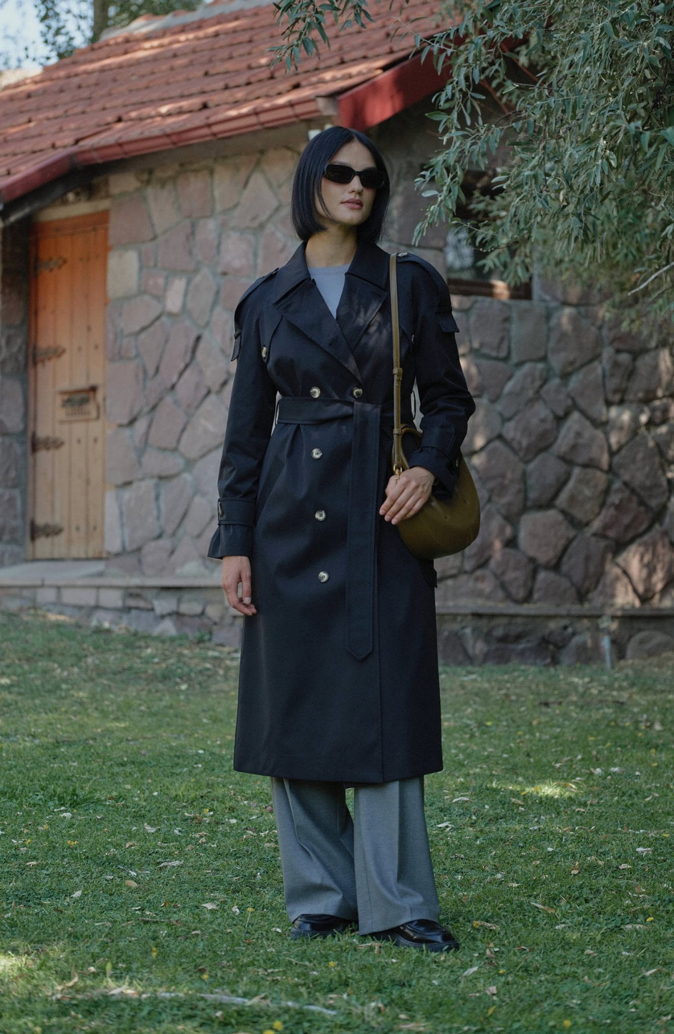Premium Siyah Oversize Trençkot - Fatma Atasoy