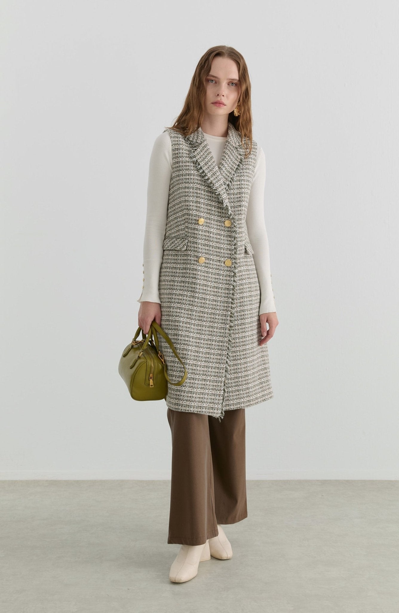 Püsküllü Haki Tüvit Yelek - Fatma Atasoy