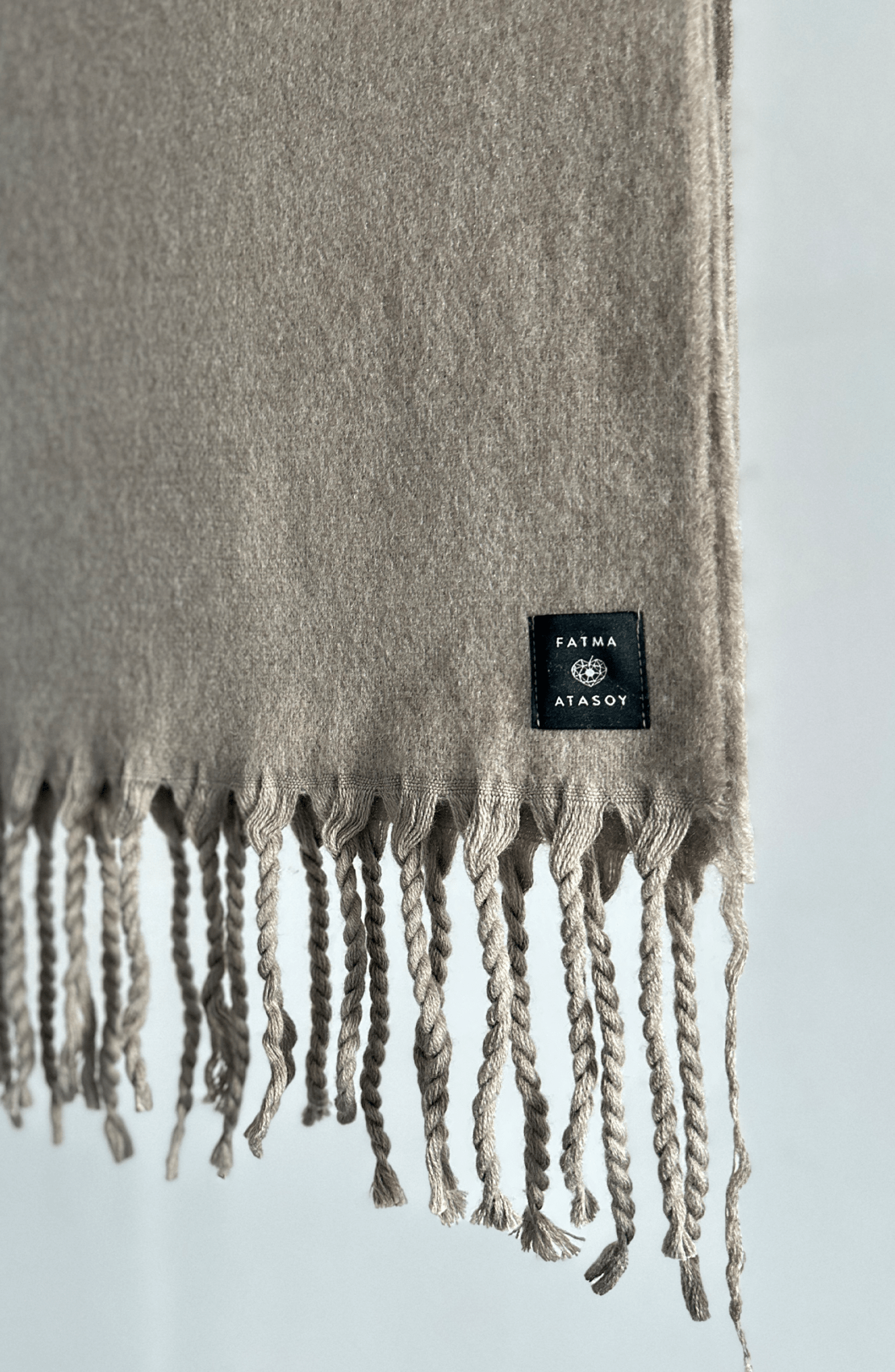 Püsküllü Vizon Şal - Fatma Atasoy