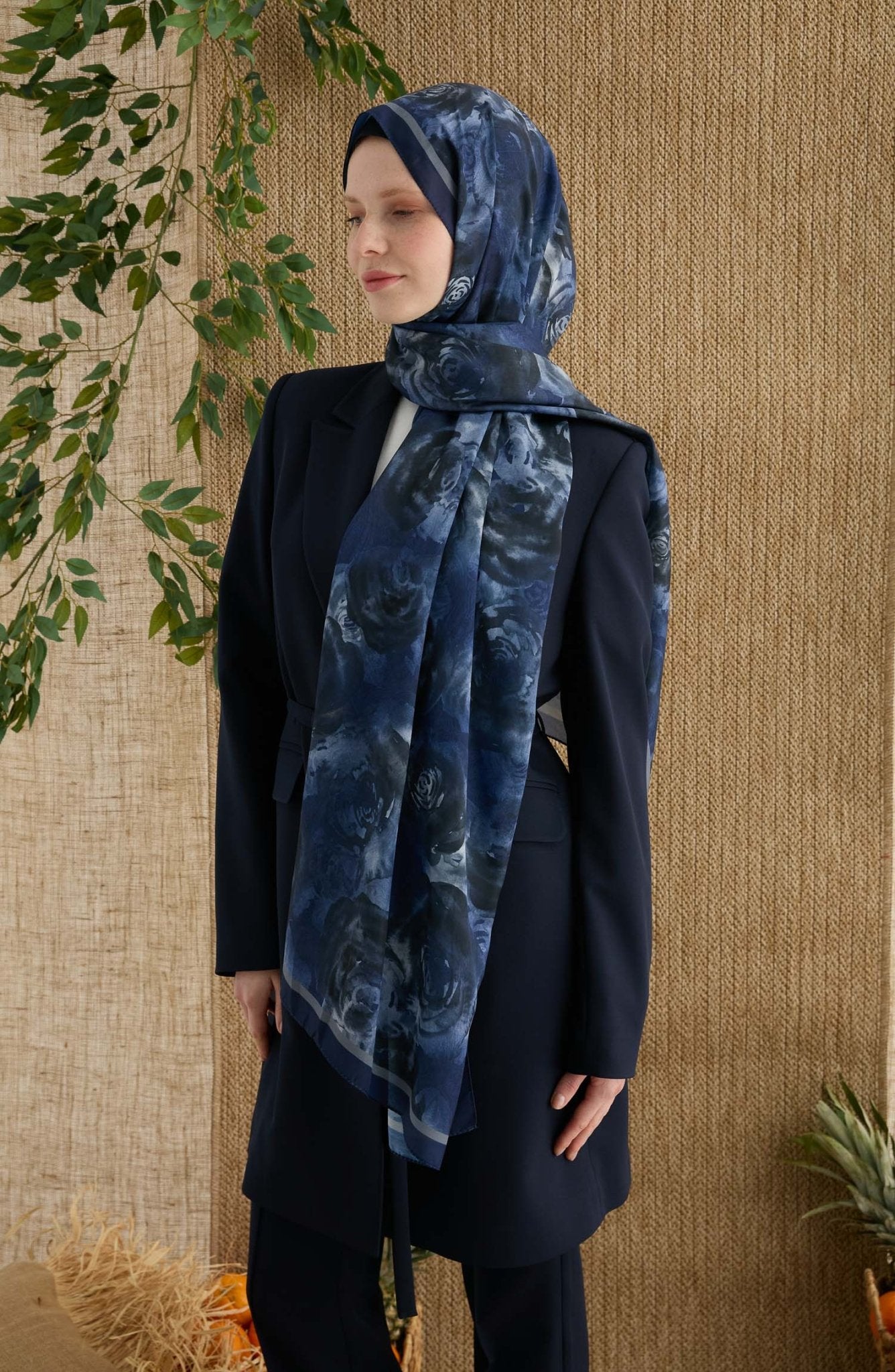 Rose İndigo Desenli Şal - Fatma Atasoy