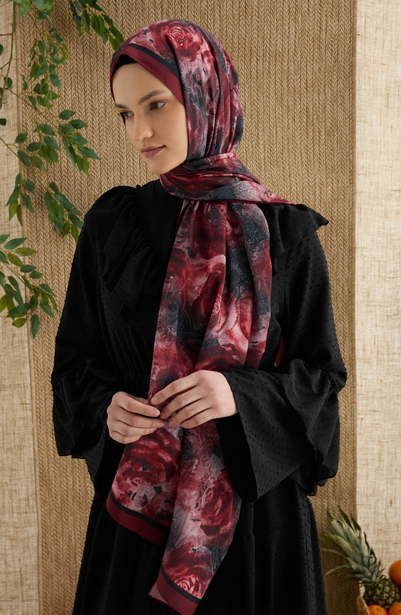 Rose Kırmızı Desenli Şal - Fatma Atasoy