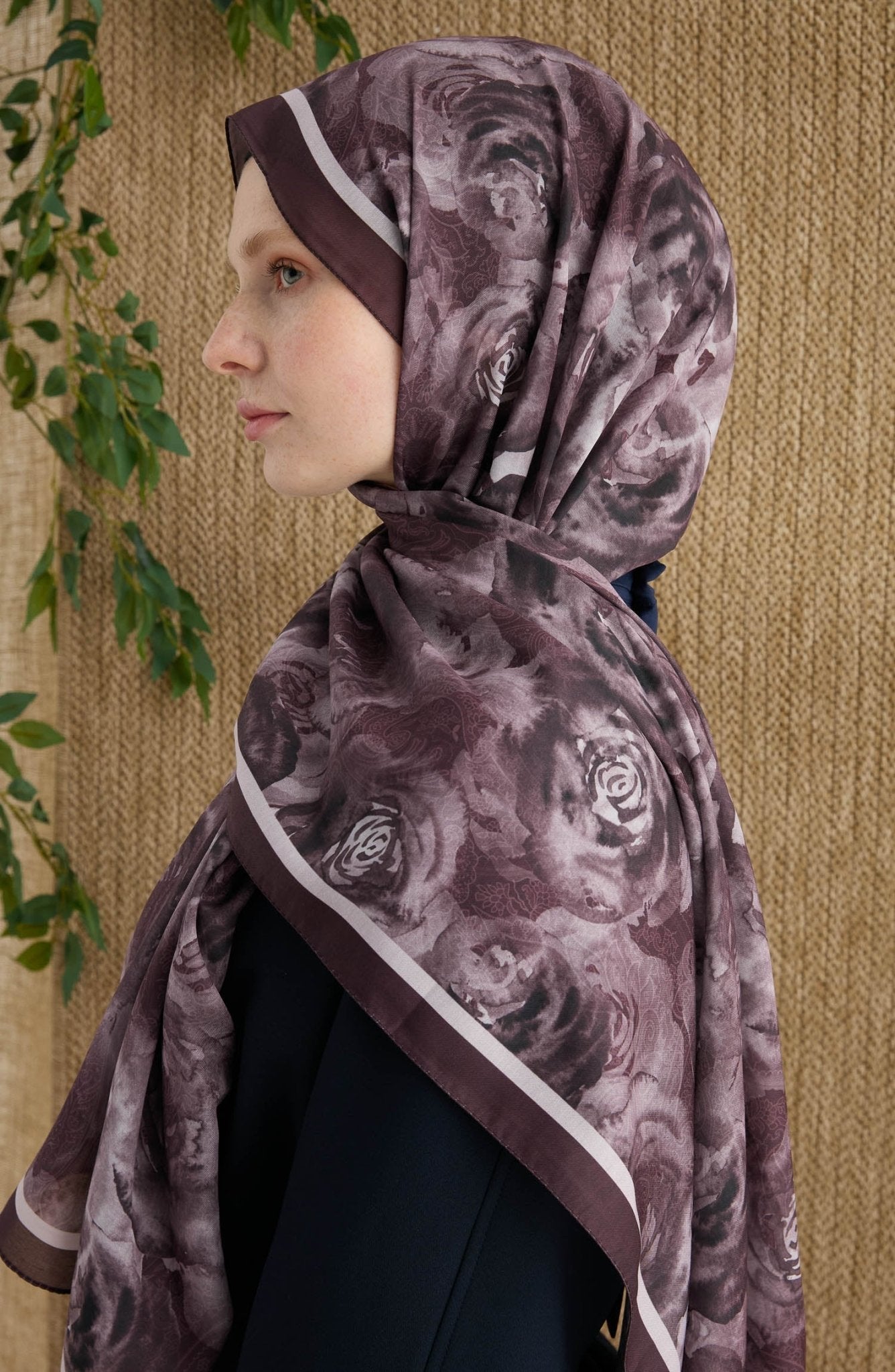Rose Mürdüm Desenli Şal - Fatma Atasoy