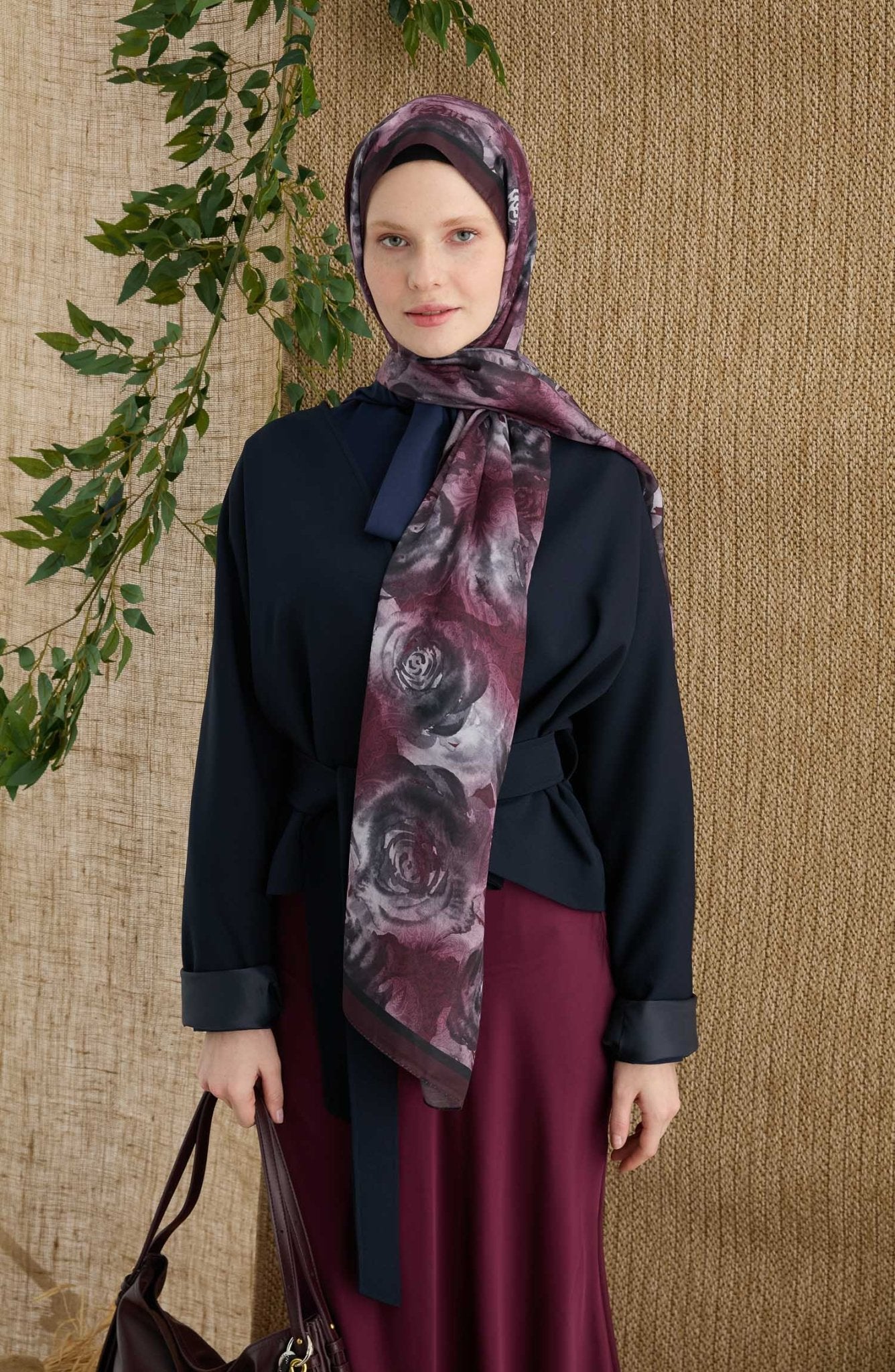 Rose Vişne Desenli Şal - Fatma Atasoy