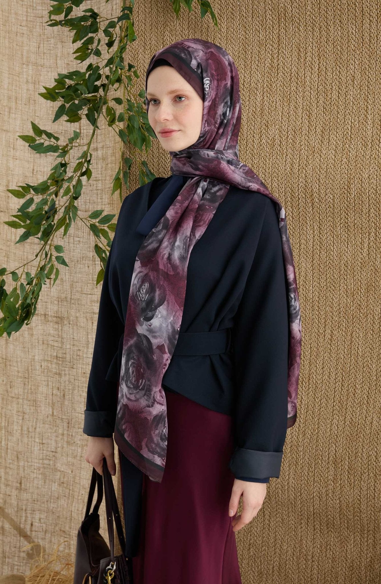 Rose Vişne Desenli Şal - Fatma Atasoy