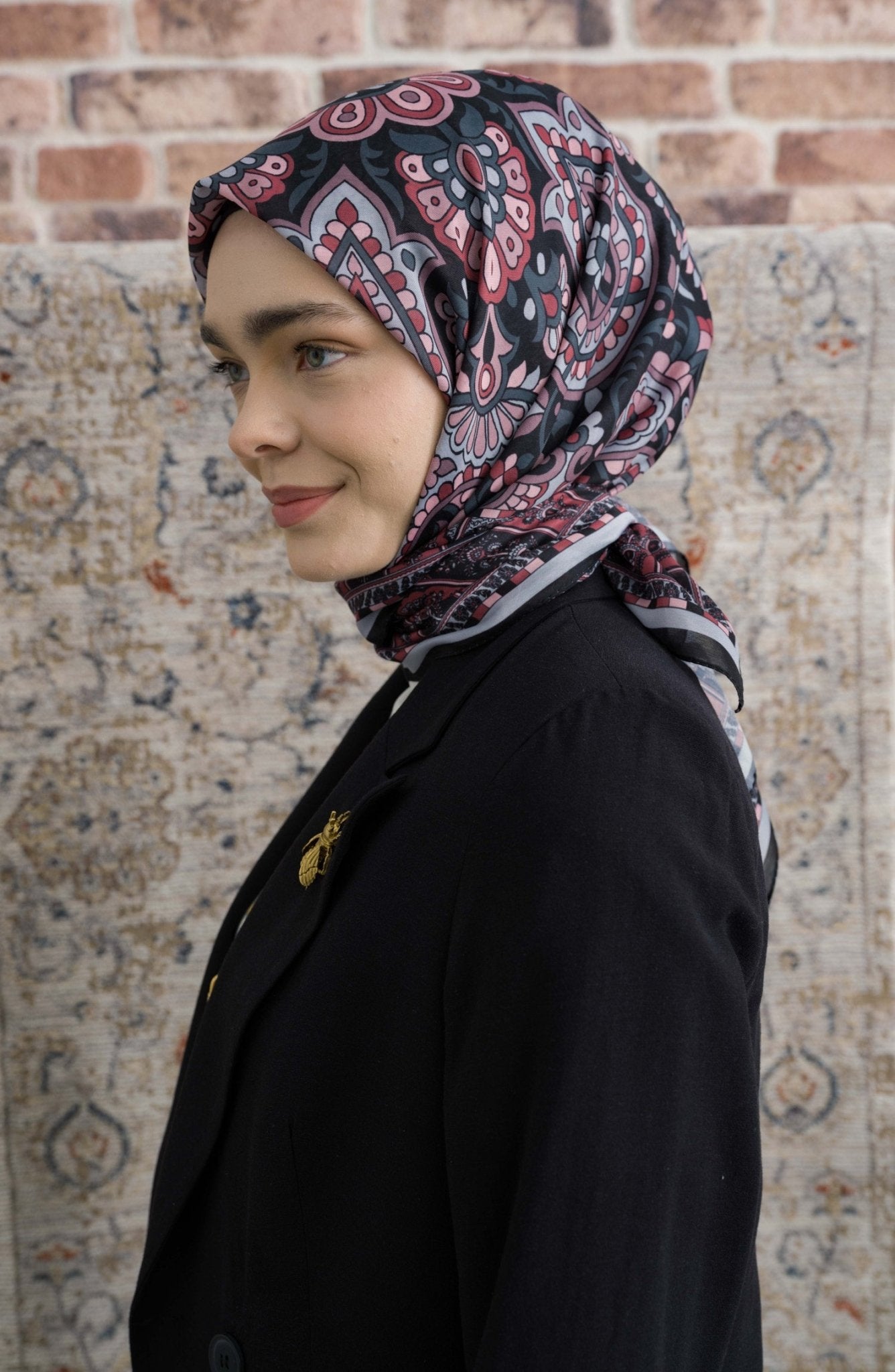 Royadia Siyah Bordo Etnik Desenli Eşarp - Fatma Atasoy