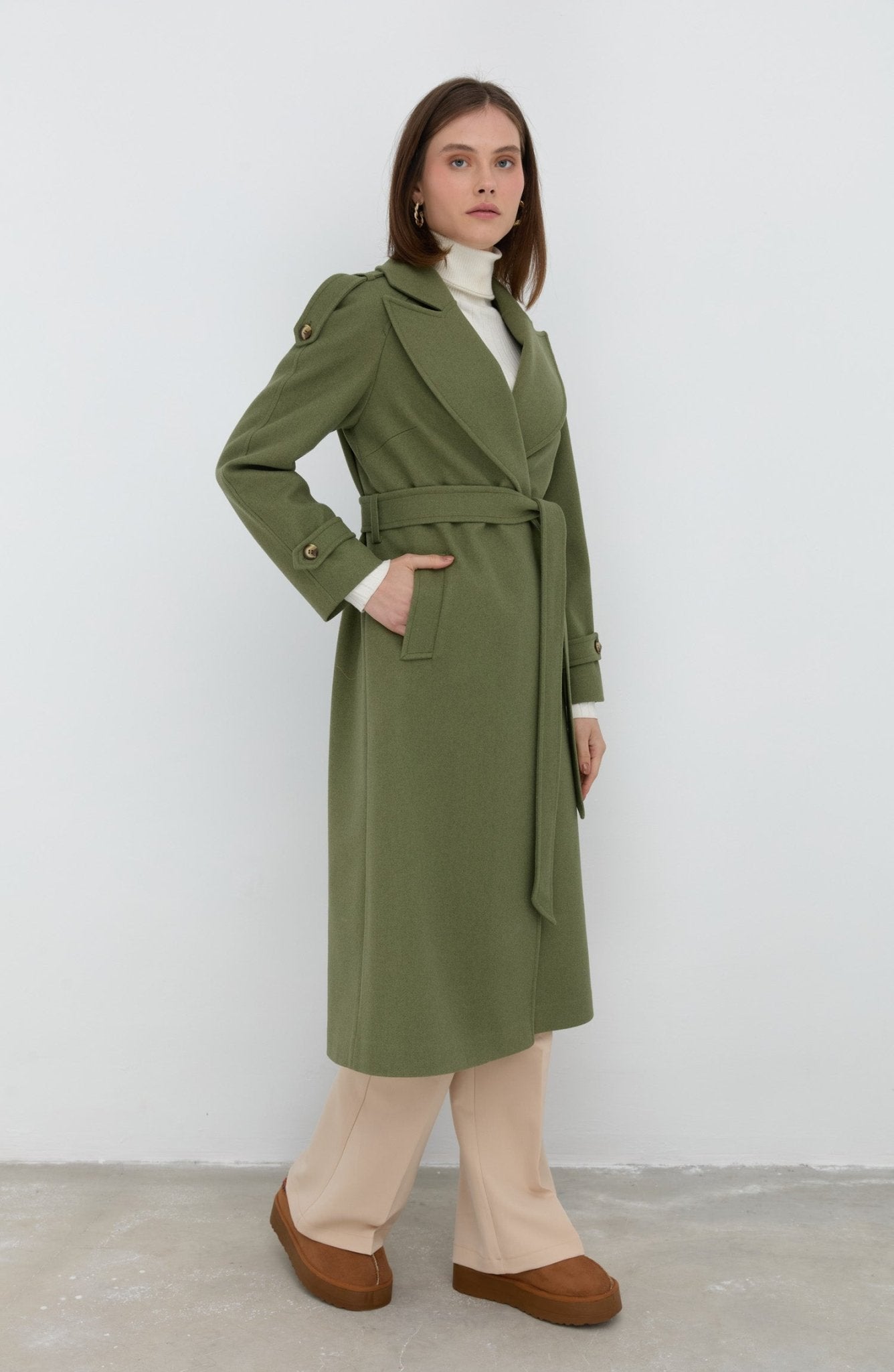 Rüzgarlıklı Reglan Kol Soft Haki Kaban - Fatma Atasoy
