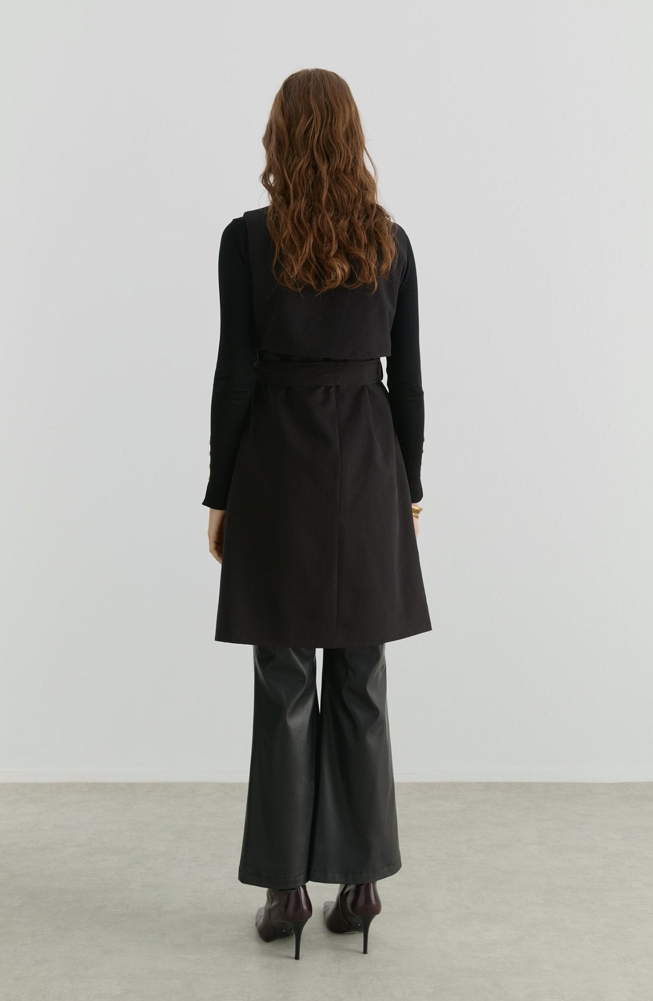 Rüzgarlıklı Siyah Trenç Yelek - Fatma Atasoy