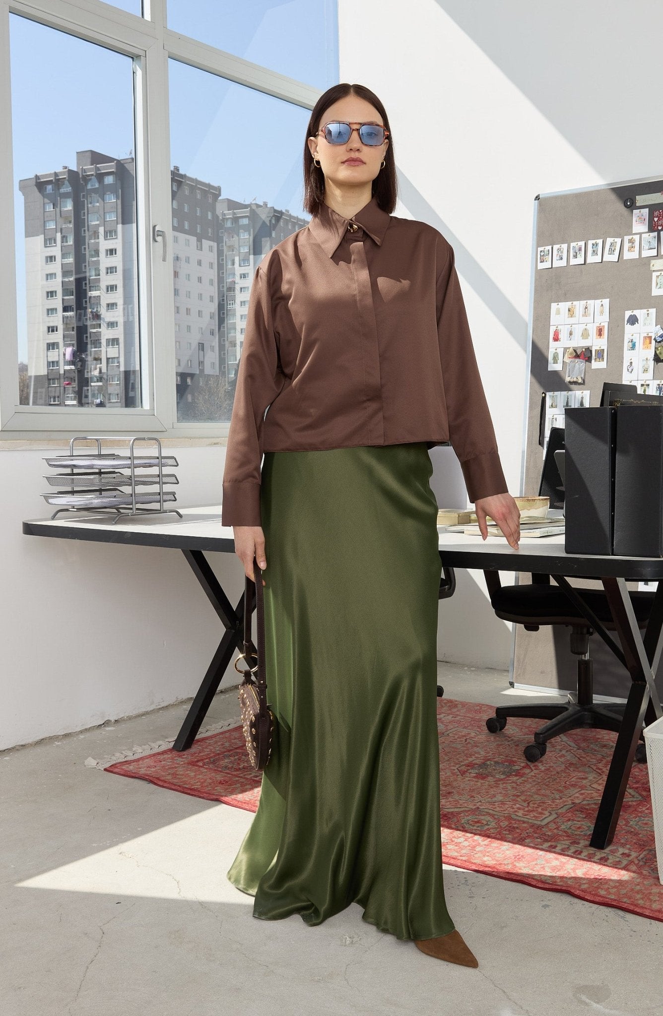 Saten Haki Yarım Balık Etek - Fatma Atasoy