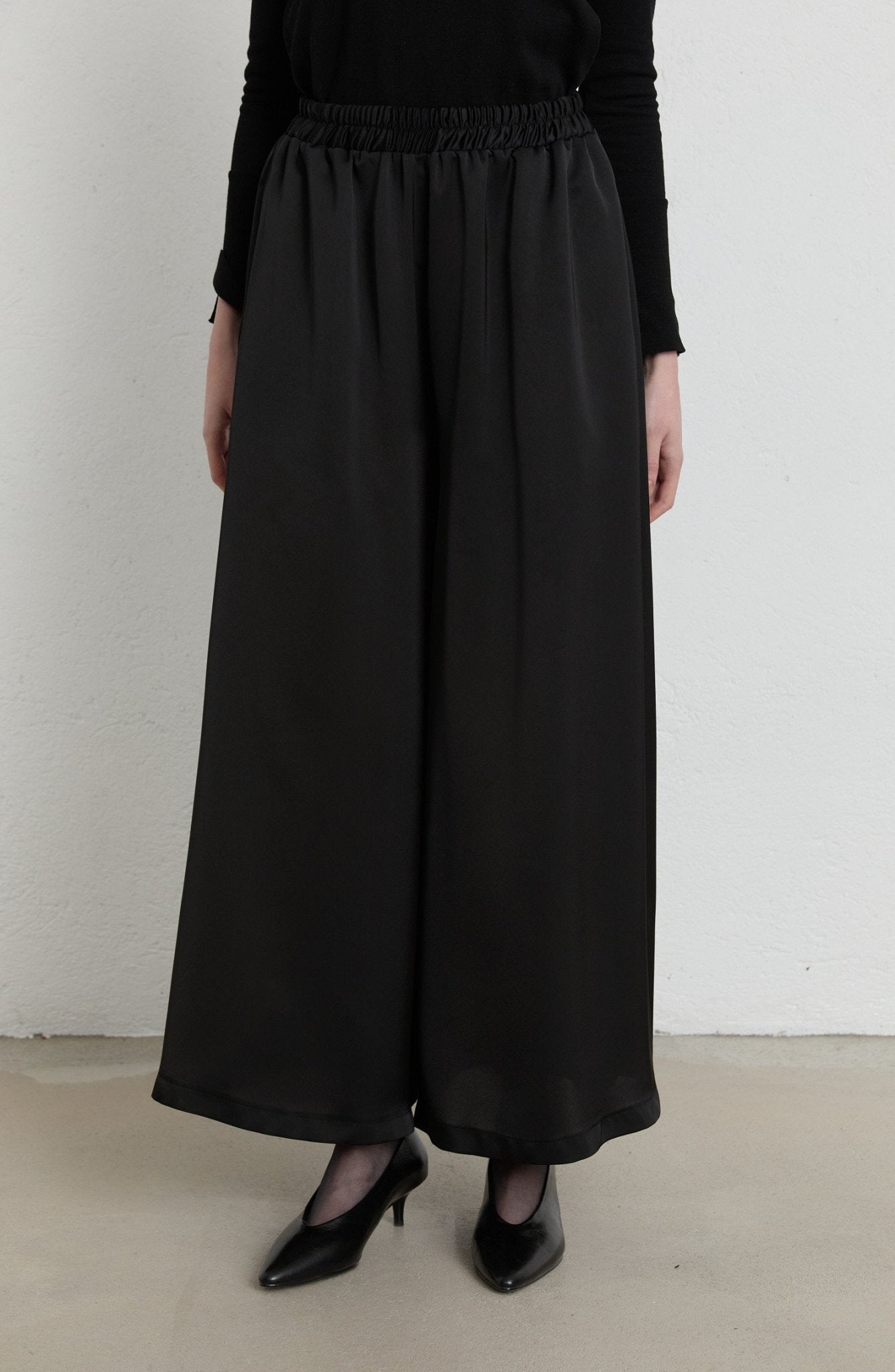 Saten Siyah Pantolon Etek - Fatma Atasoy