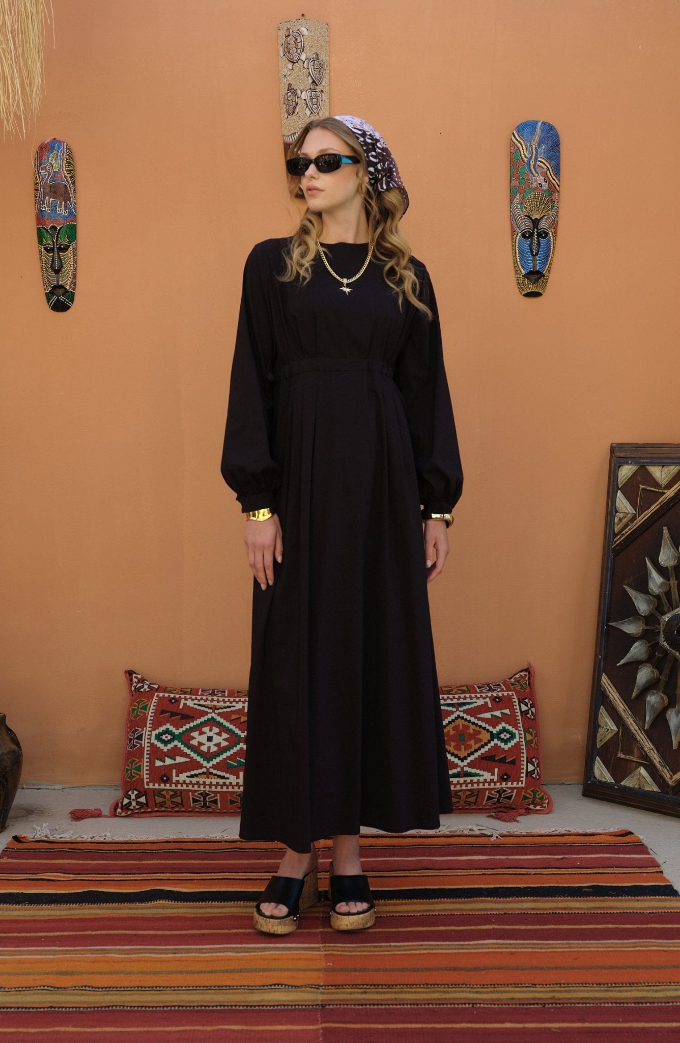Tünel Büzgülü Siyah Pamuk Elbise - Fatma Atasoy