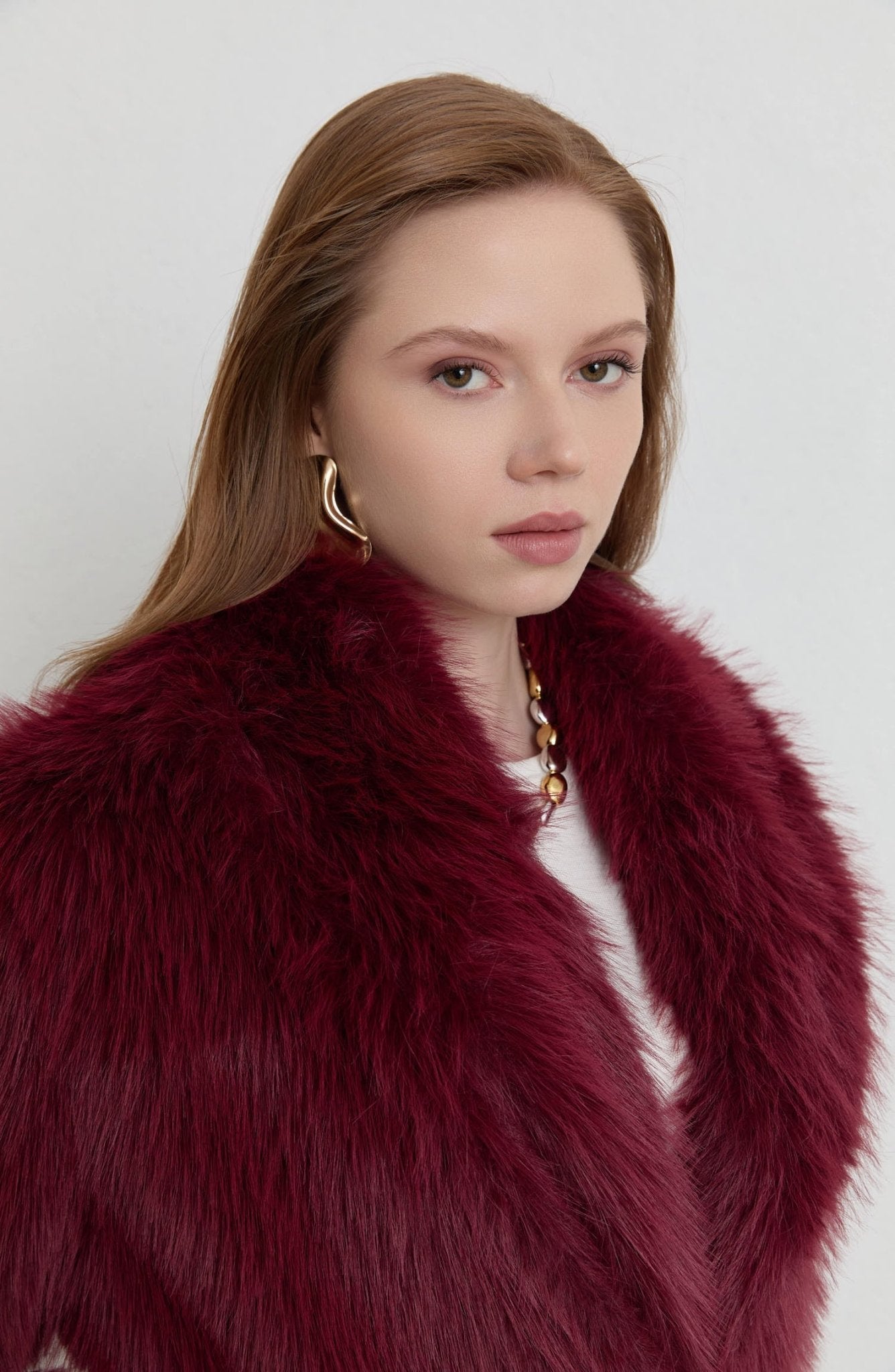 Tüylü Bordo Maksi Kürk Kaban - Fatma Atasoy