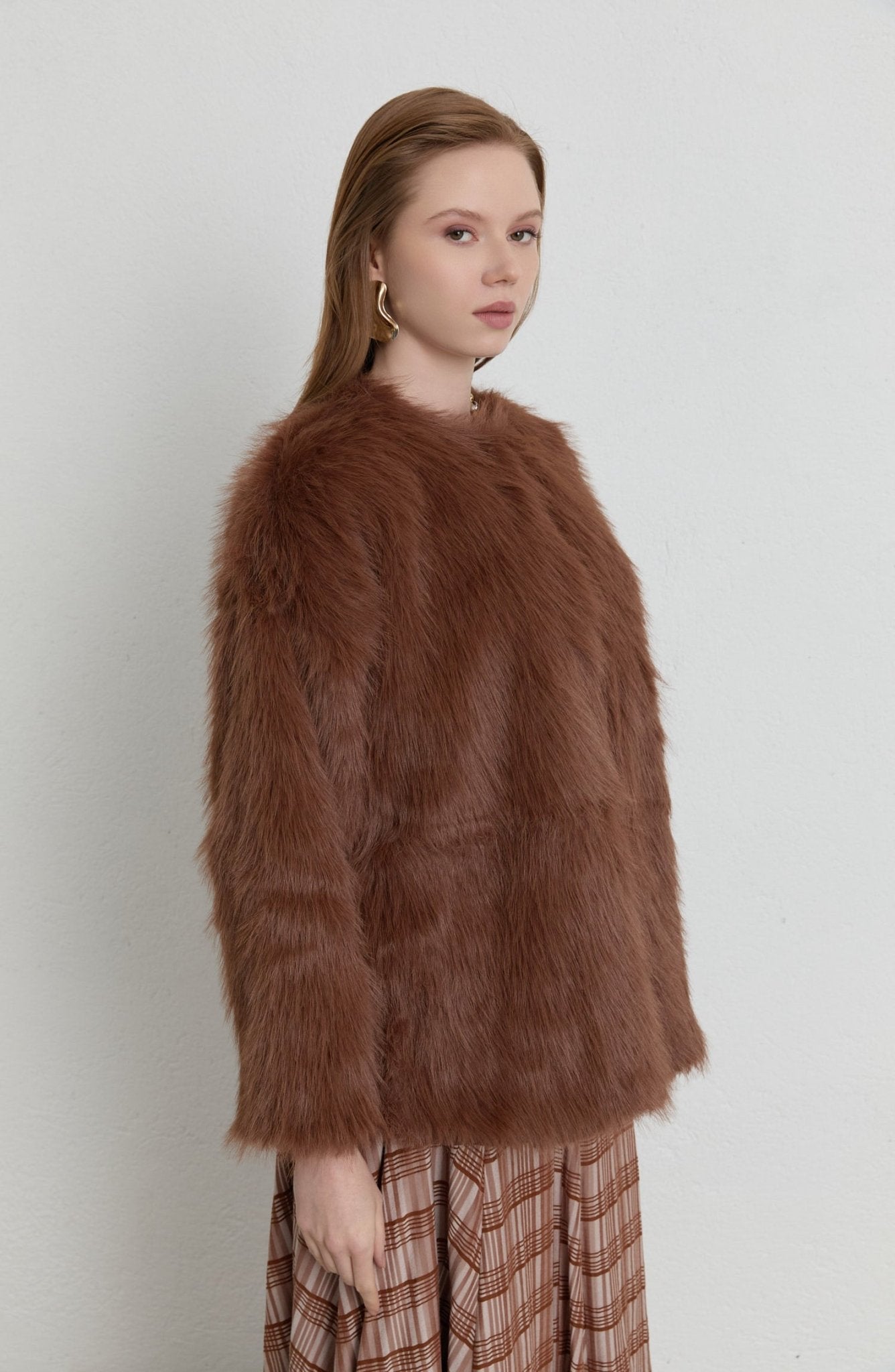 Tüylü Kahverengi Kürk Kaban - Fatma Atasoy