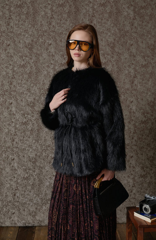 Tüylü Siyah Kürk Kaban - Fatma Atasoy