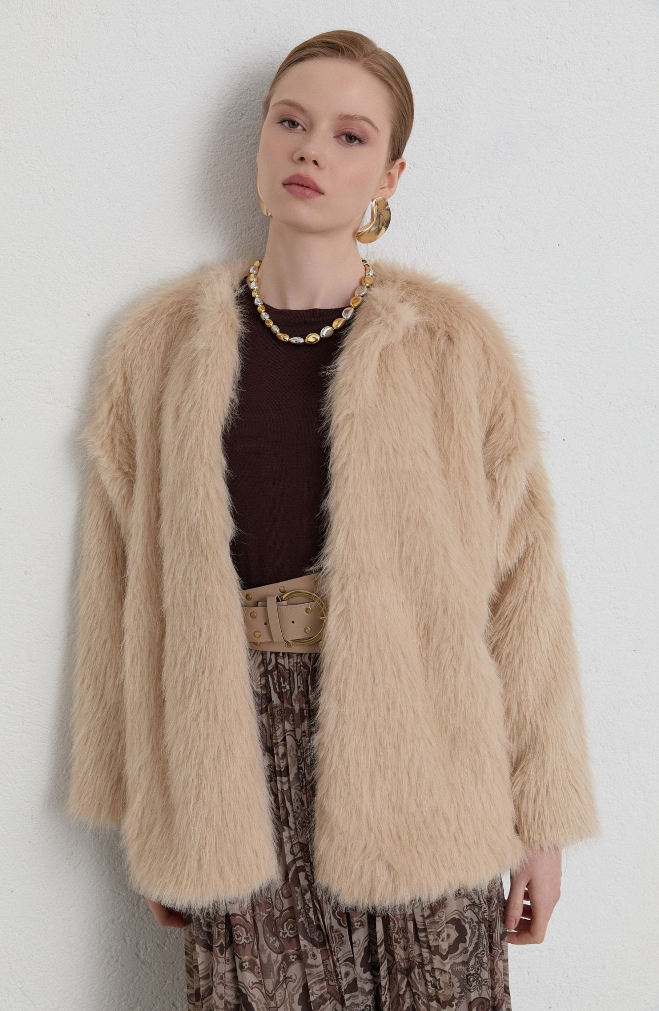 Tüylü Taş Kürk Kaban - Fatma Atasoy