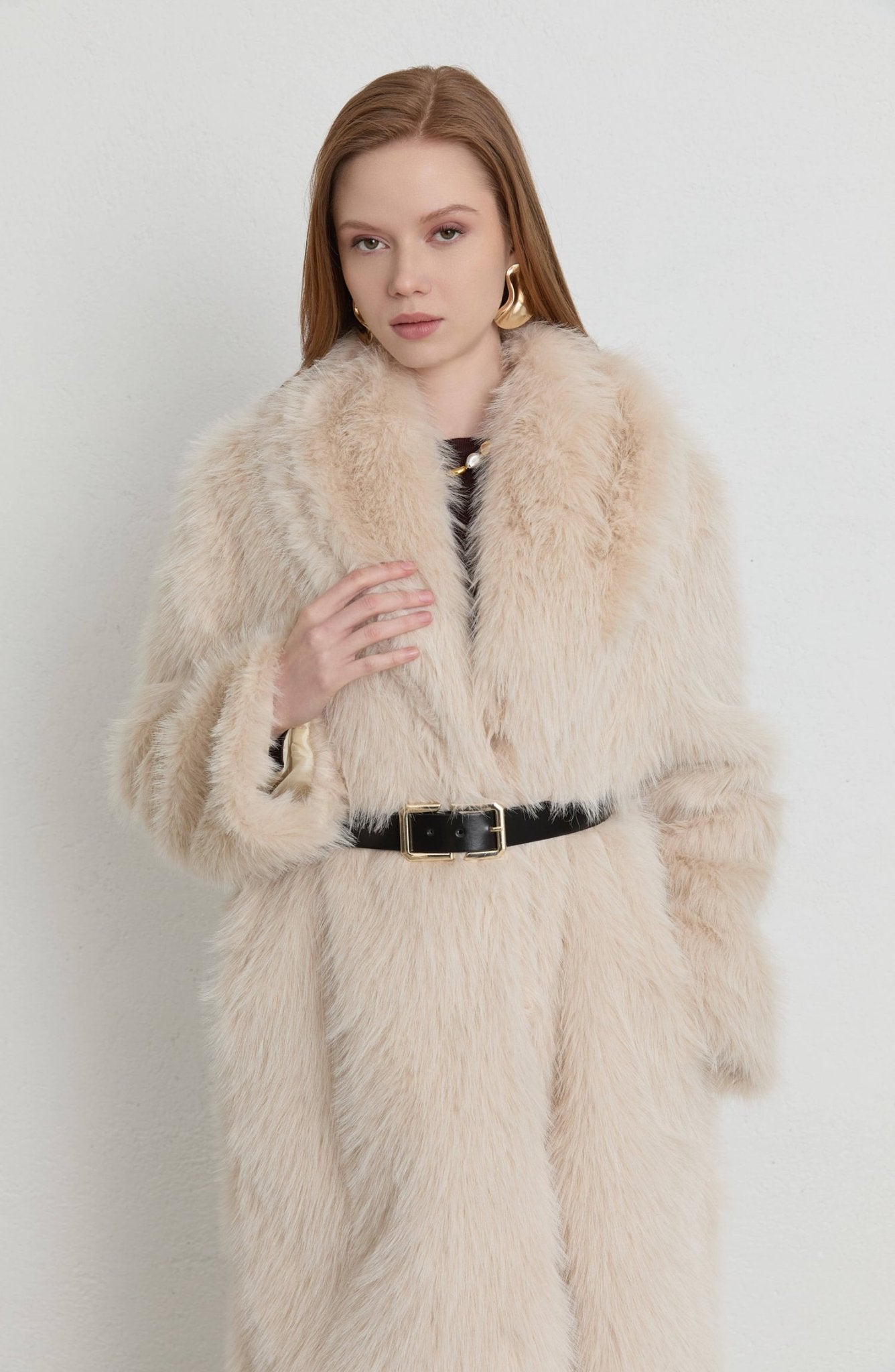 Tüylü Taş Maksi Kürk Kaban - Fatma Atasoy